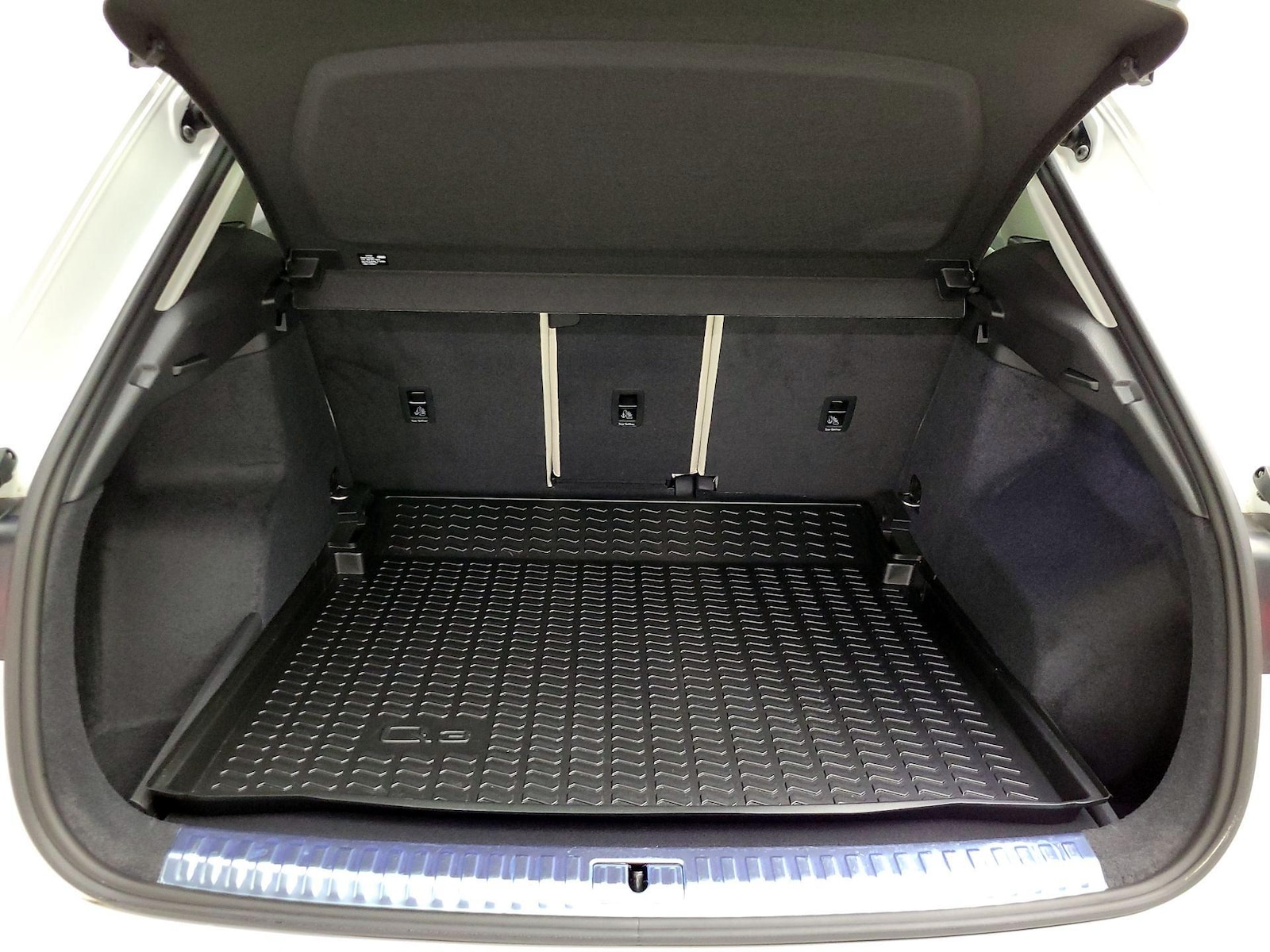 2024 Audi Q3 S Line Premium Plus - Photo 23