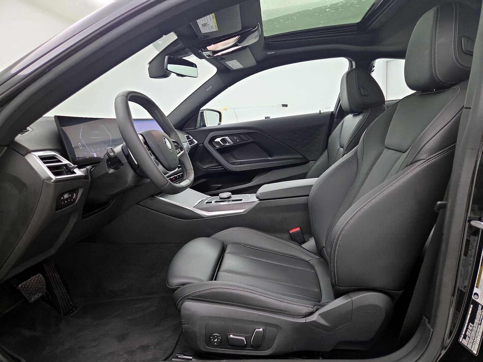 2025 BMW 2 Series 230i - Photo 12