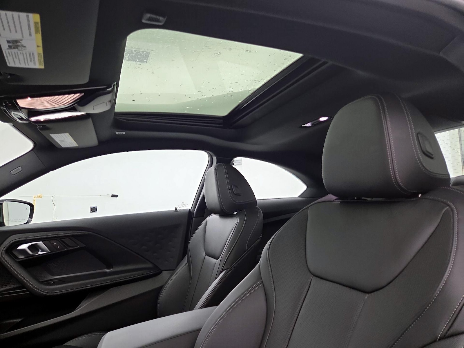 2025 BMW 2 Series 230i - Photo 21