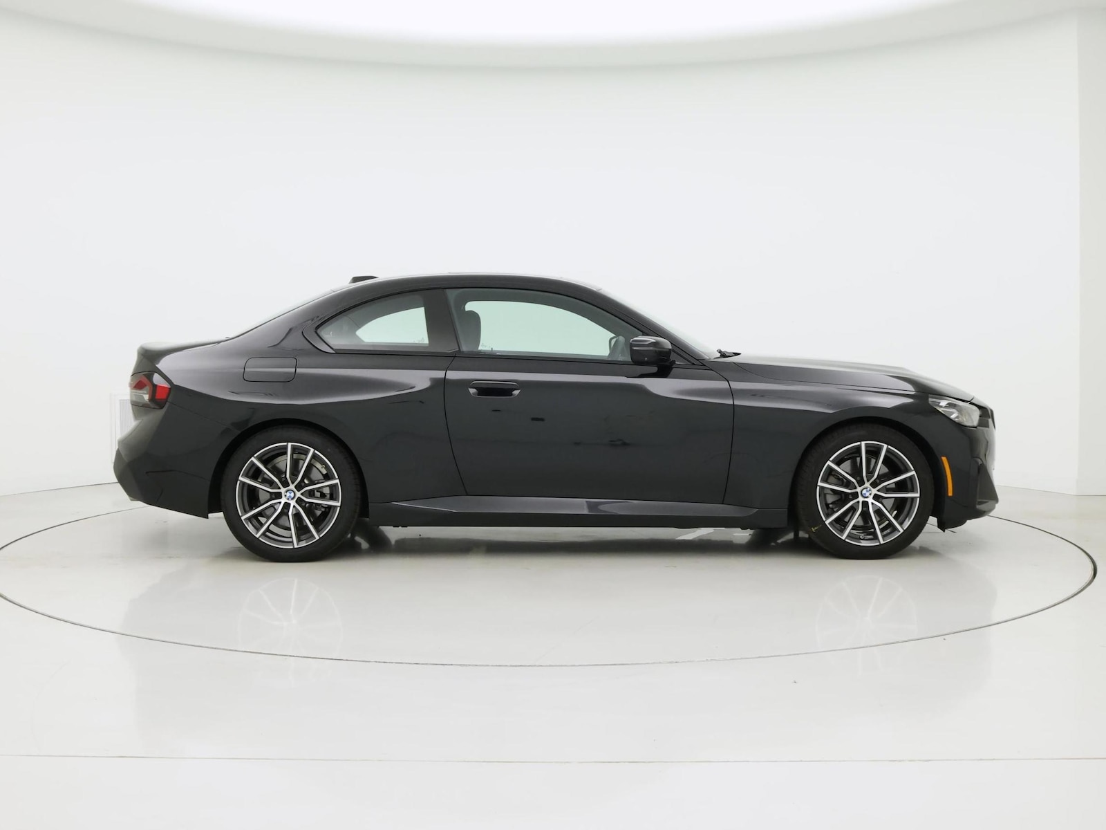 2025 BMW 2 Series 230i - Photo 8