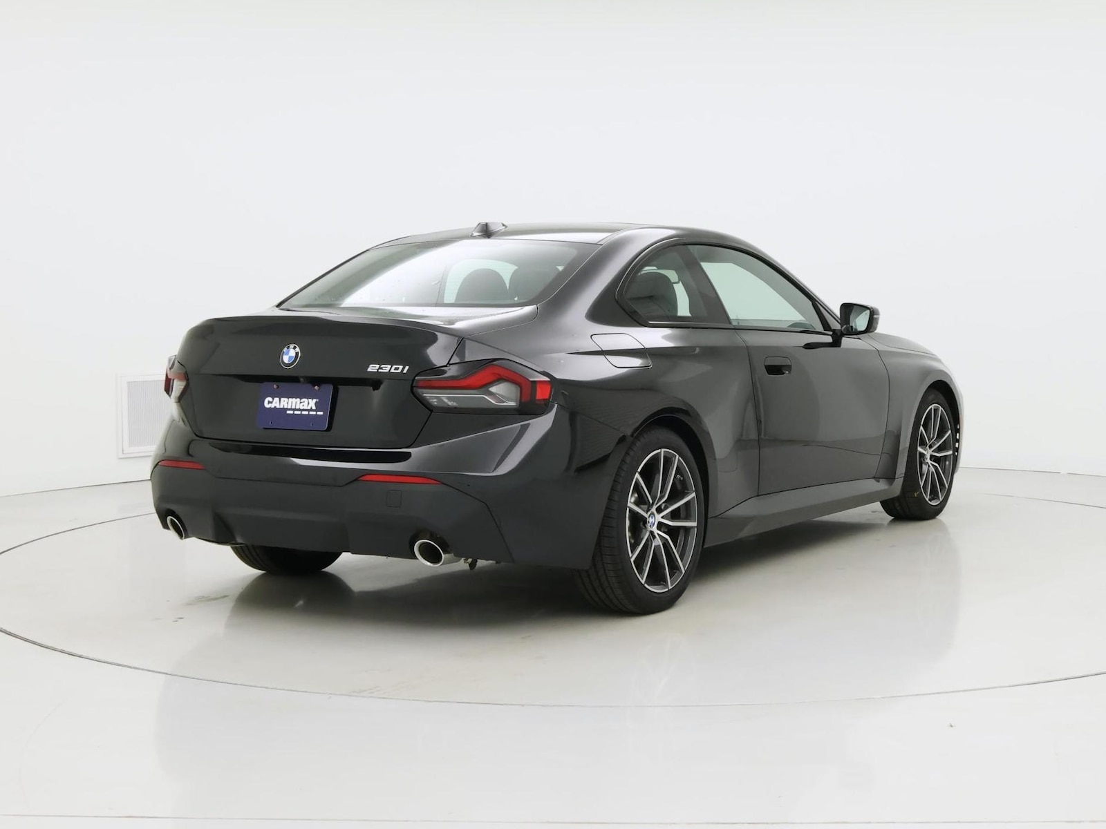 2025 BMW 2 Series 230i - Photo 9