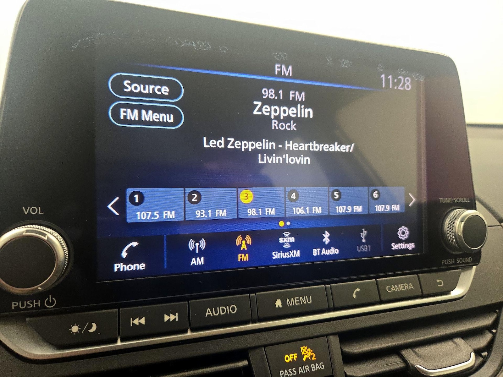 2024 Nissan Altima SV - Photo 16