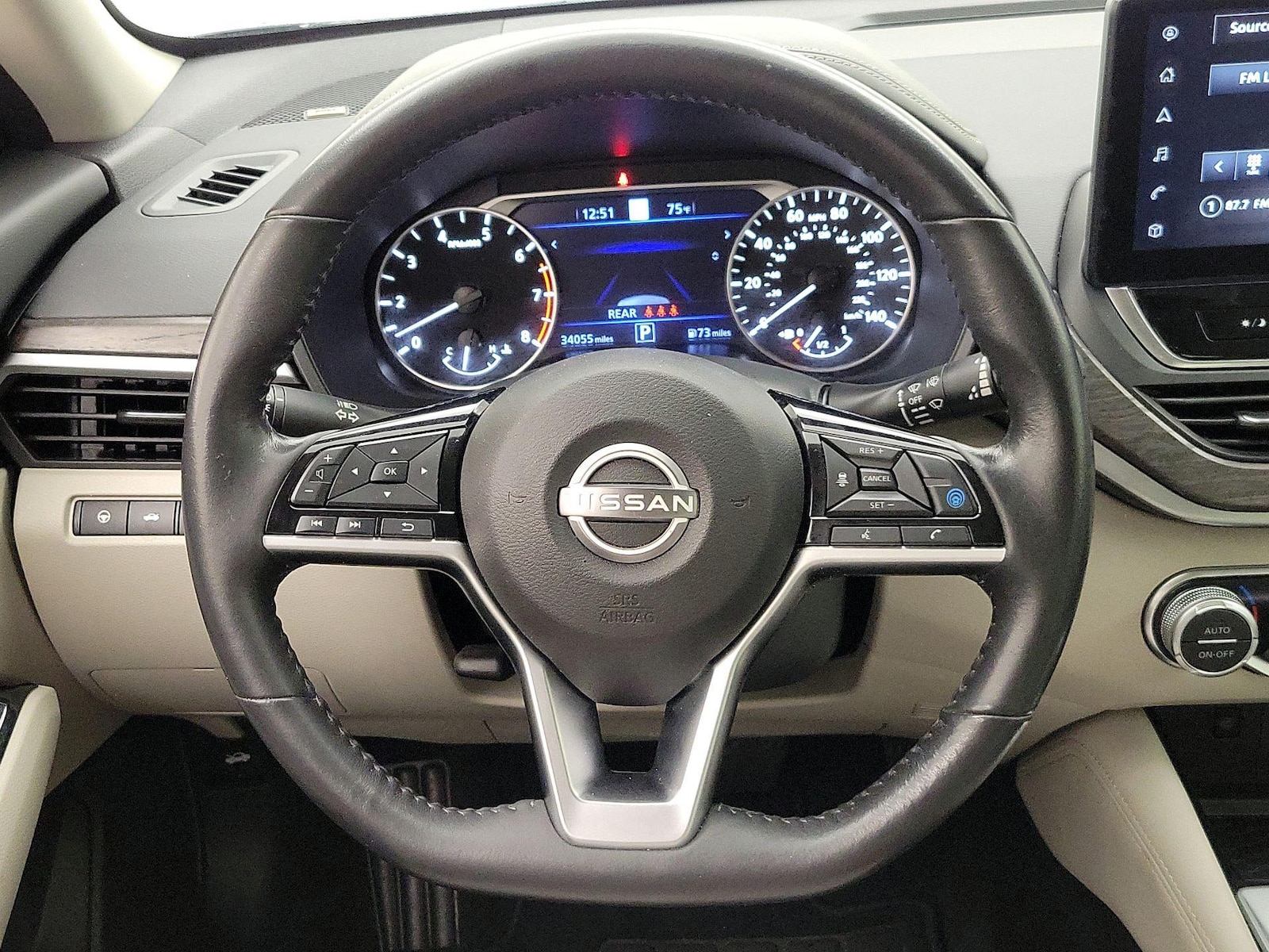 2024 Nissan Altima SL - Photo 11