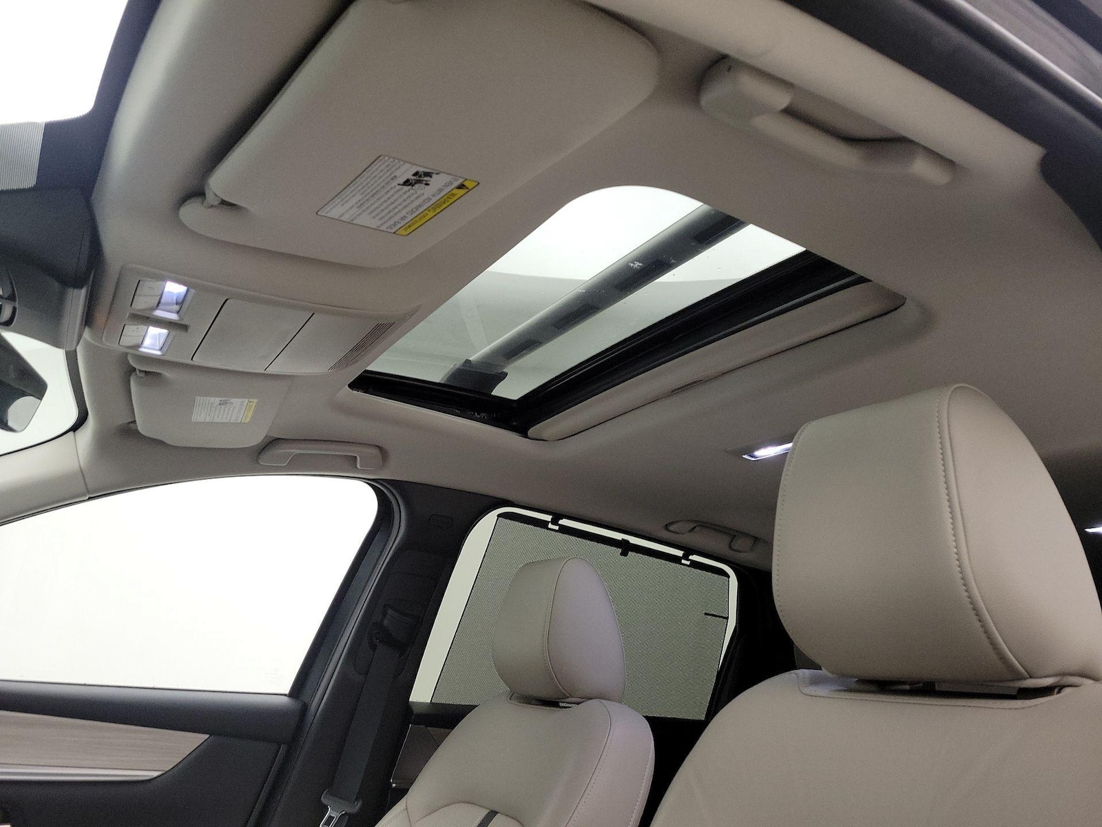 Sunroof(s) & Overhead Airbags