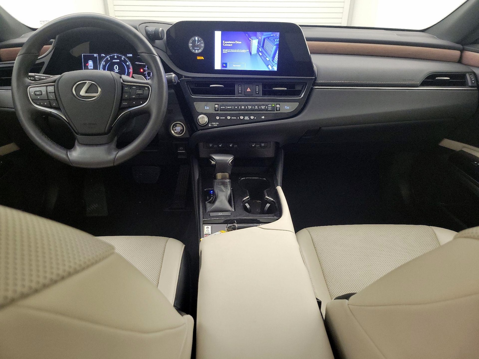 2024 Lexus ES 350 - Photo 10