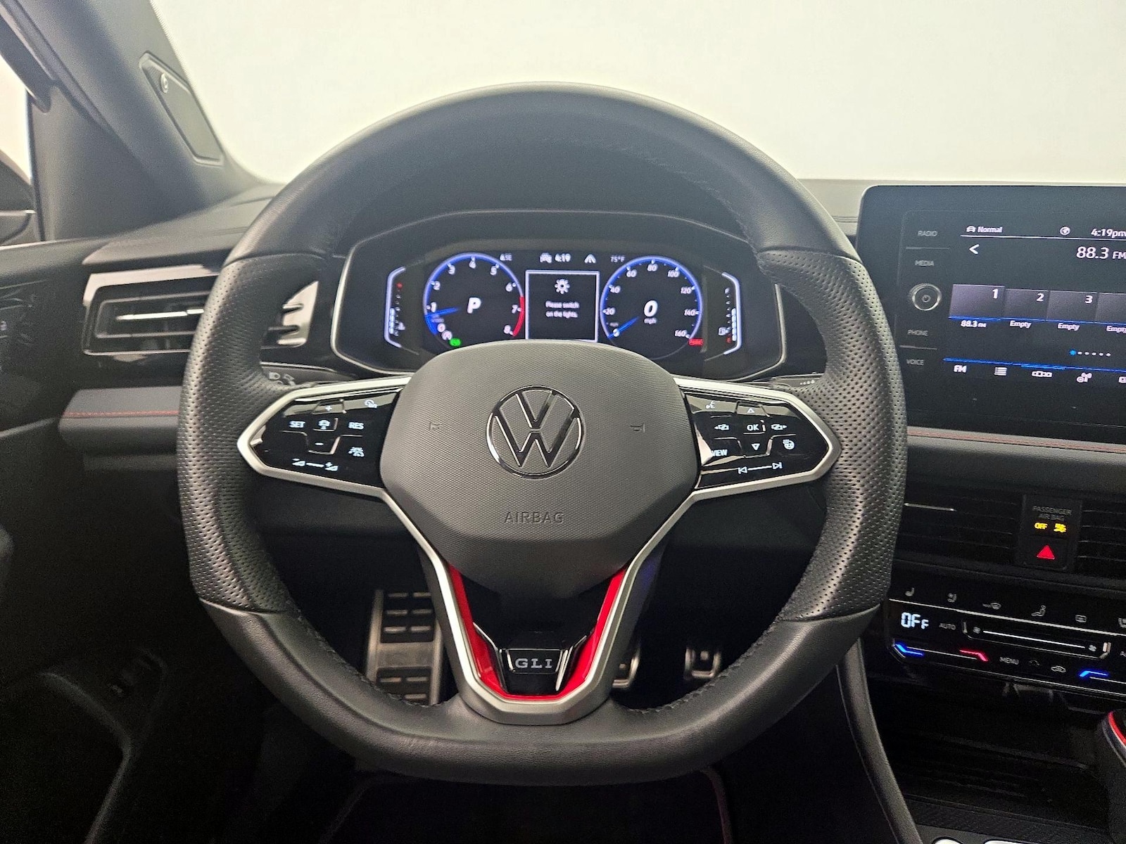 2025 Volkswagen Jetta GLI Autobahn - Photo 11