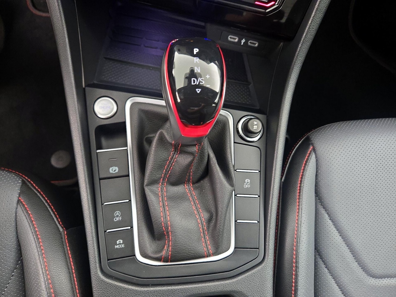 2025 Volkswagen Jetta GLI Autobahn - Photo 18