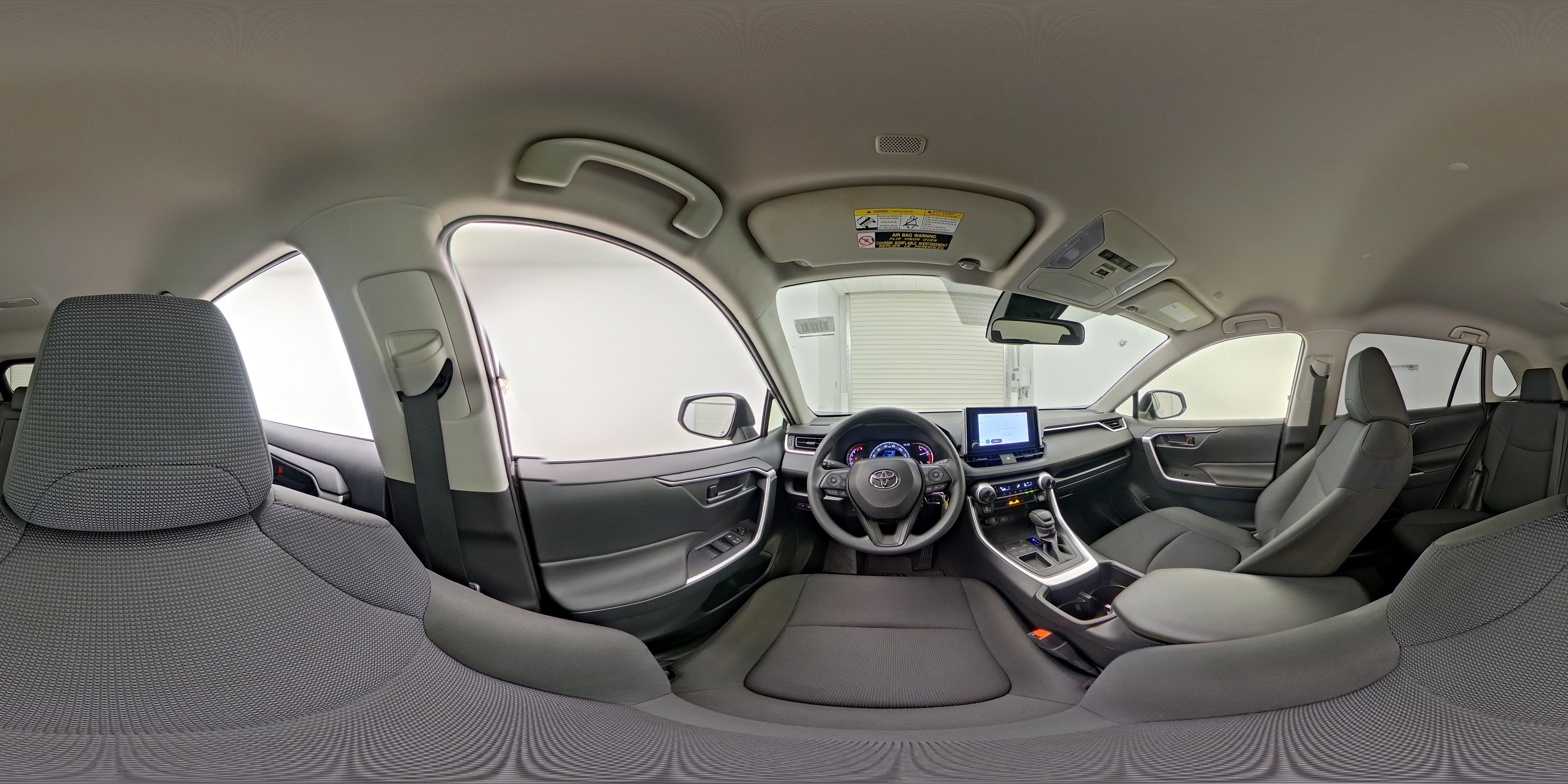 2025 Toyota RAV4 LE - Photo 27
