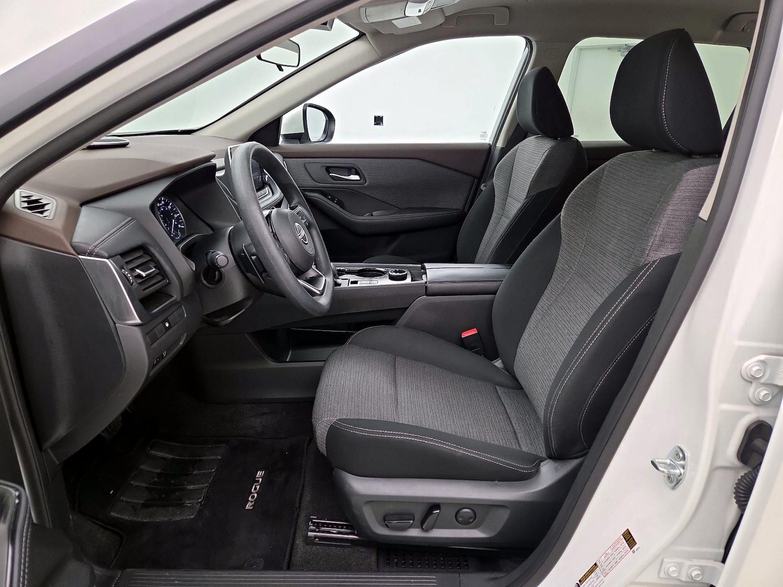 Power Seat(s) & Side Airbags