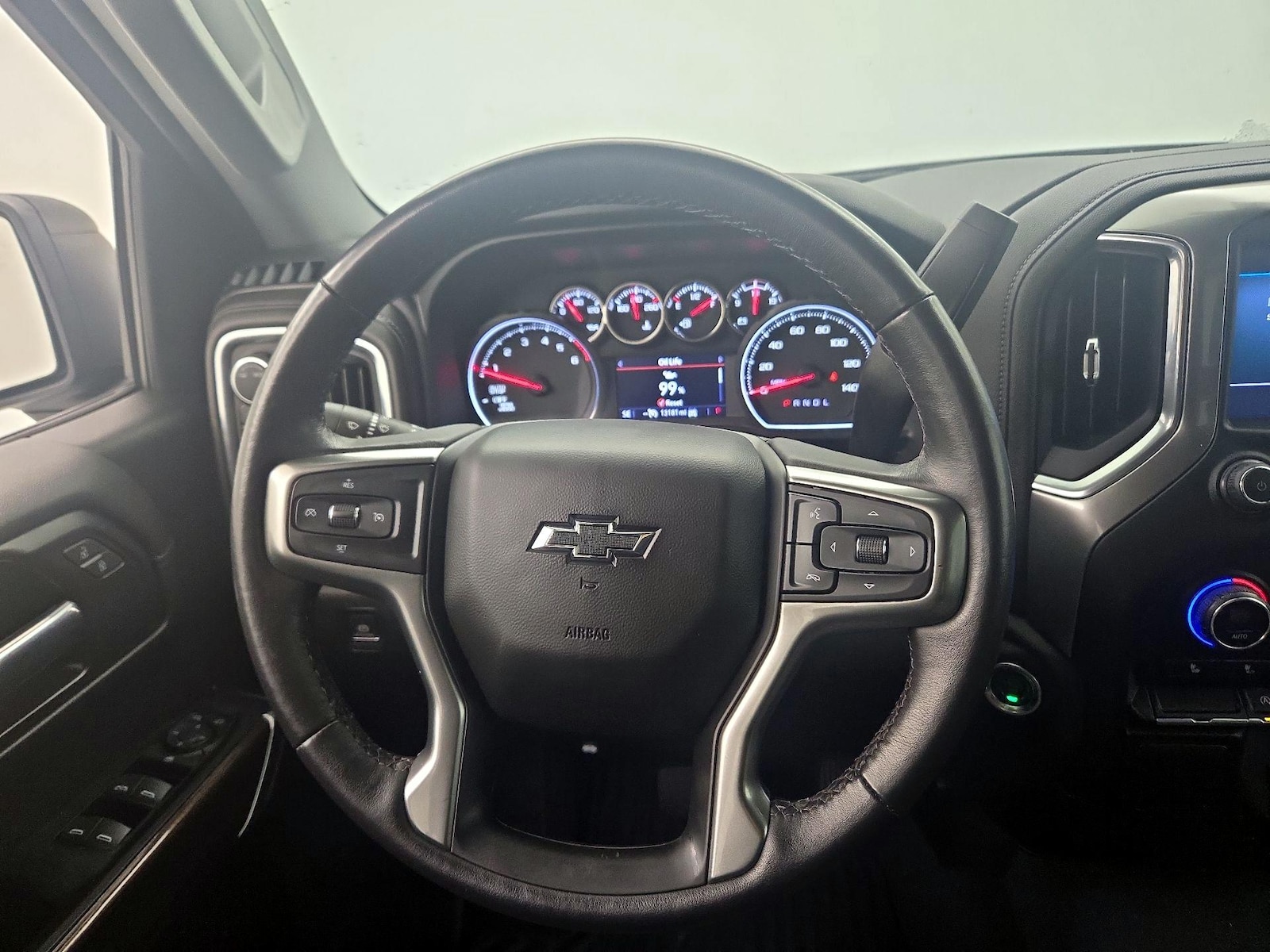 2022 Chevrolet Silverado 1500 Limited RST - Photo 11