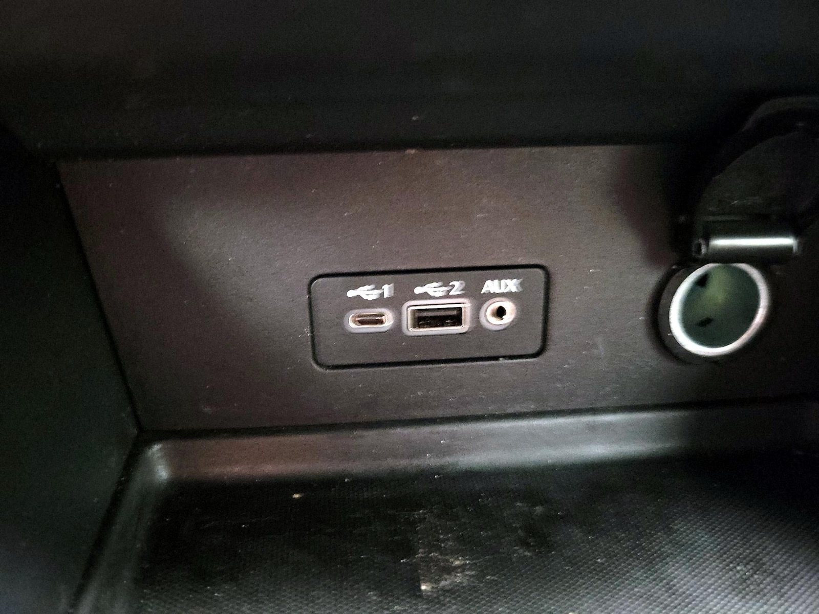 2023 Nissan Sentra SR - Photo 19