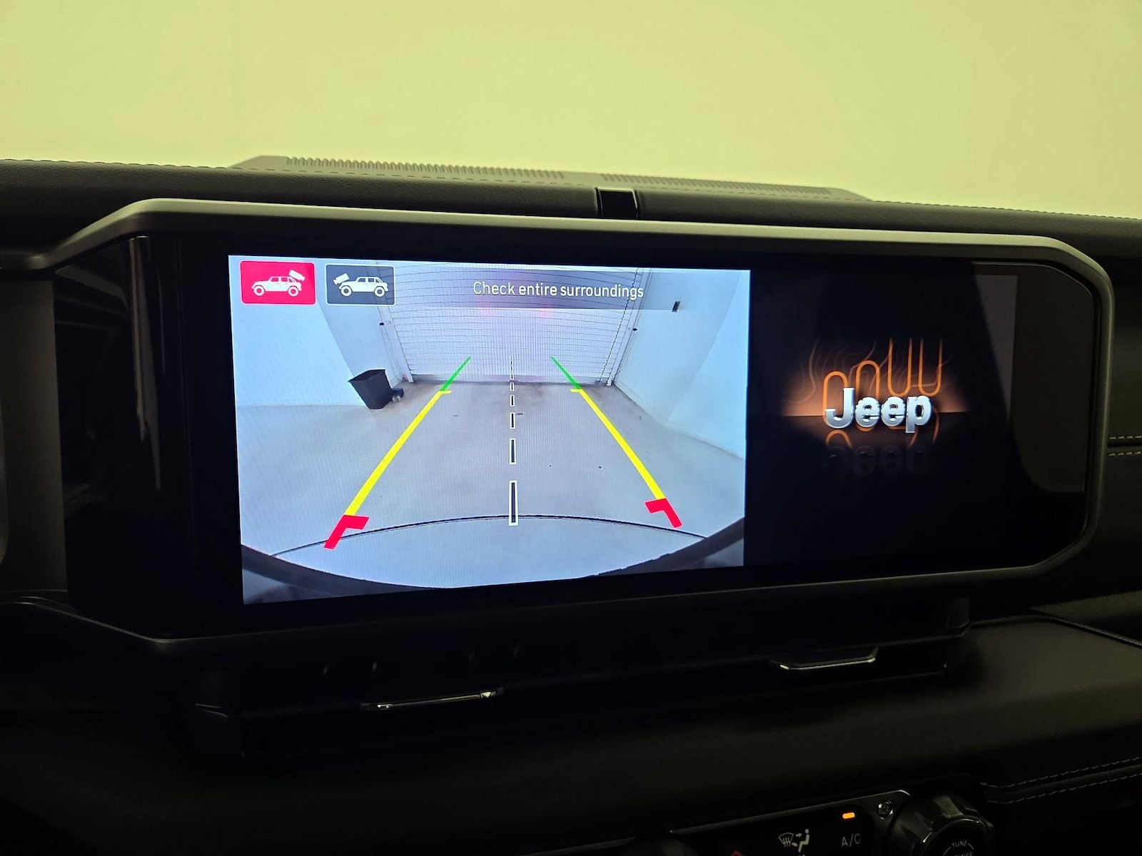2024 Jeep Wrangler 4xe Sahara 4XE - Photo 16