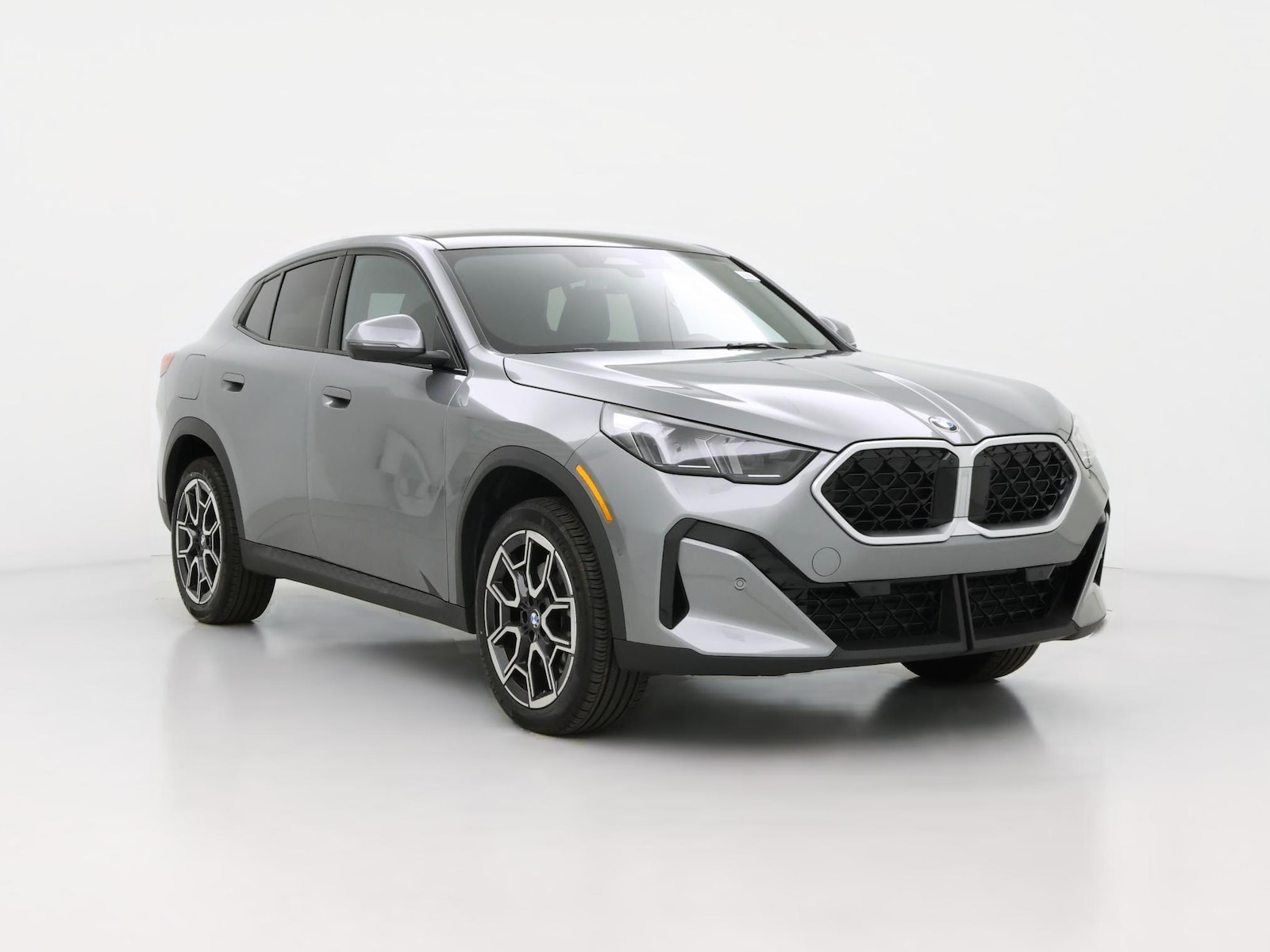 2026 BMW X2 28i