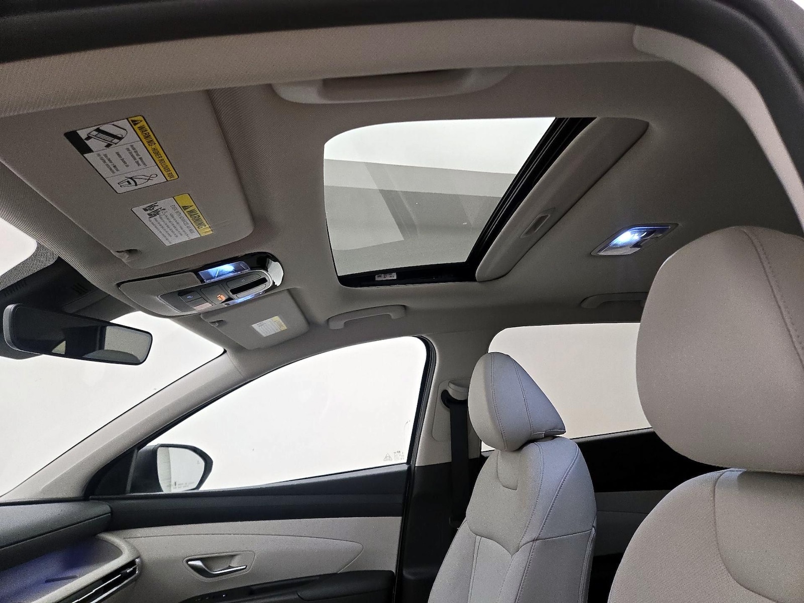 Sunroof(s) & Overhead Airbags