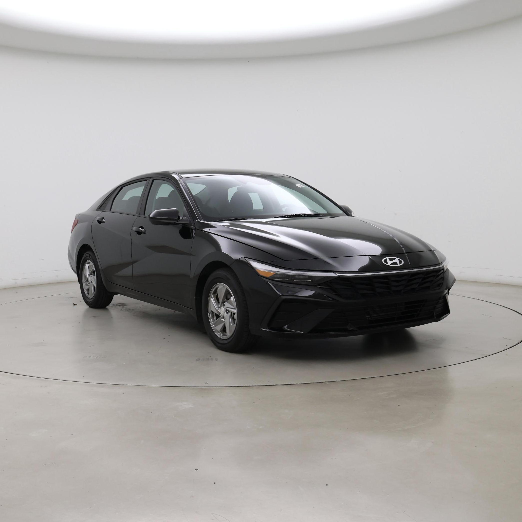 Black 2026 Hyundai Elantra Sedan Front-Wheel Drive Automatic