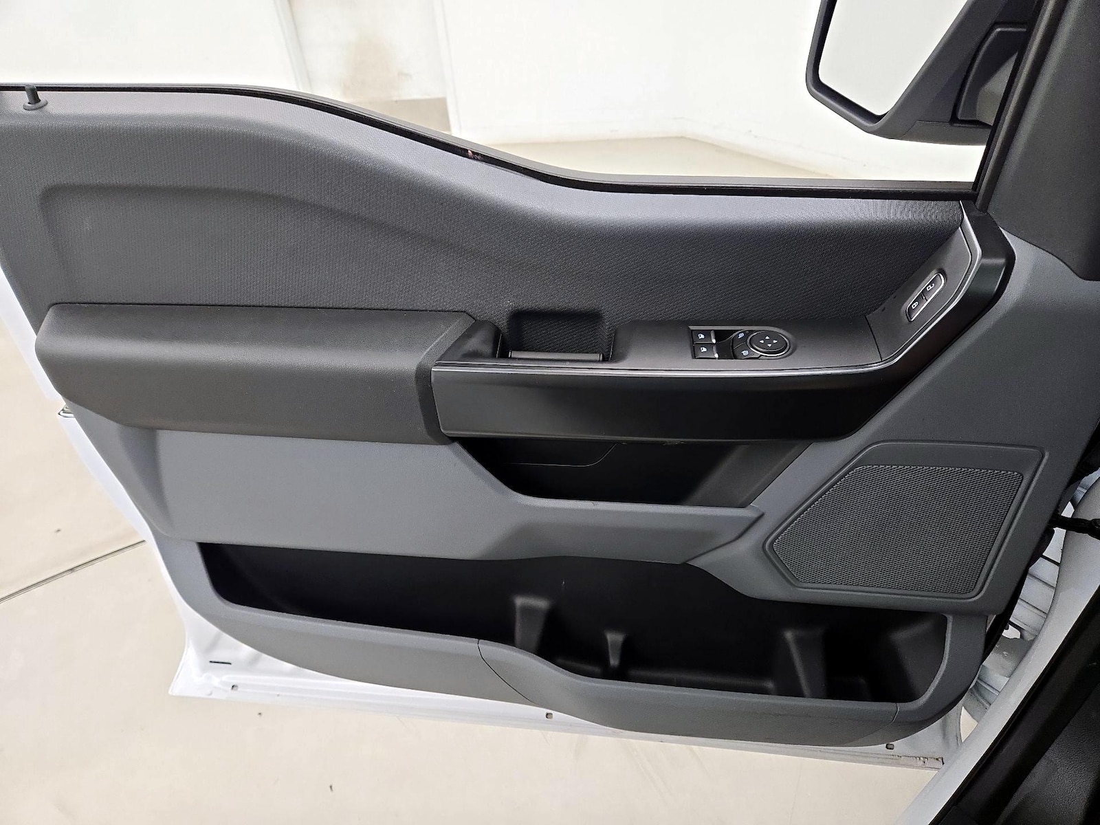 2024 Ford F-150 XL - Photo 13