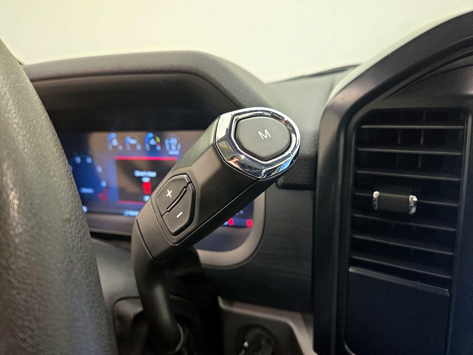 2024 Ford F-150 XL - Photo 19