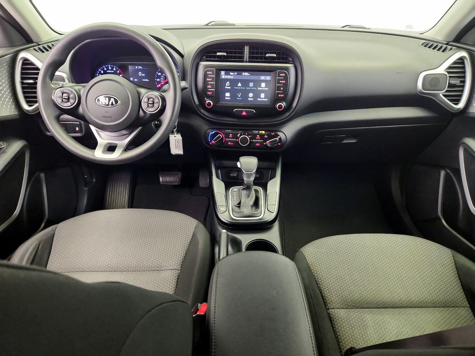 Apple CarPlay® & Android Auto™