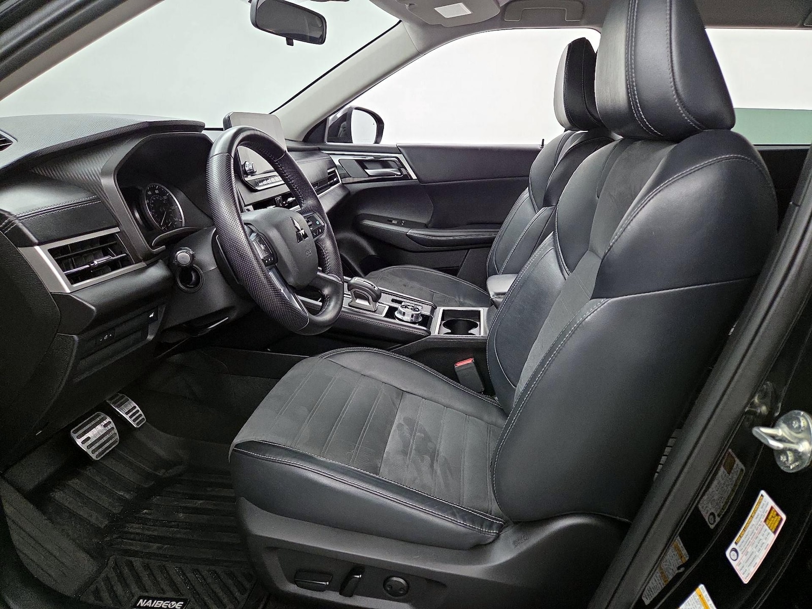 2022 Mitsubishi Outlander SE - Photo 12