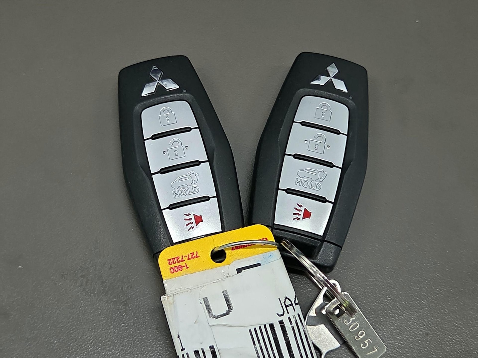 2022 Mitsubishi Outlander SE - Photo 25