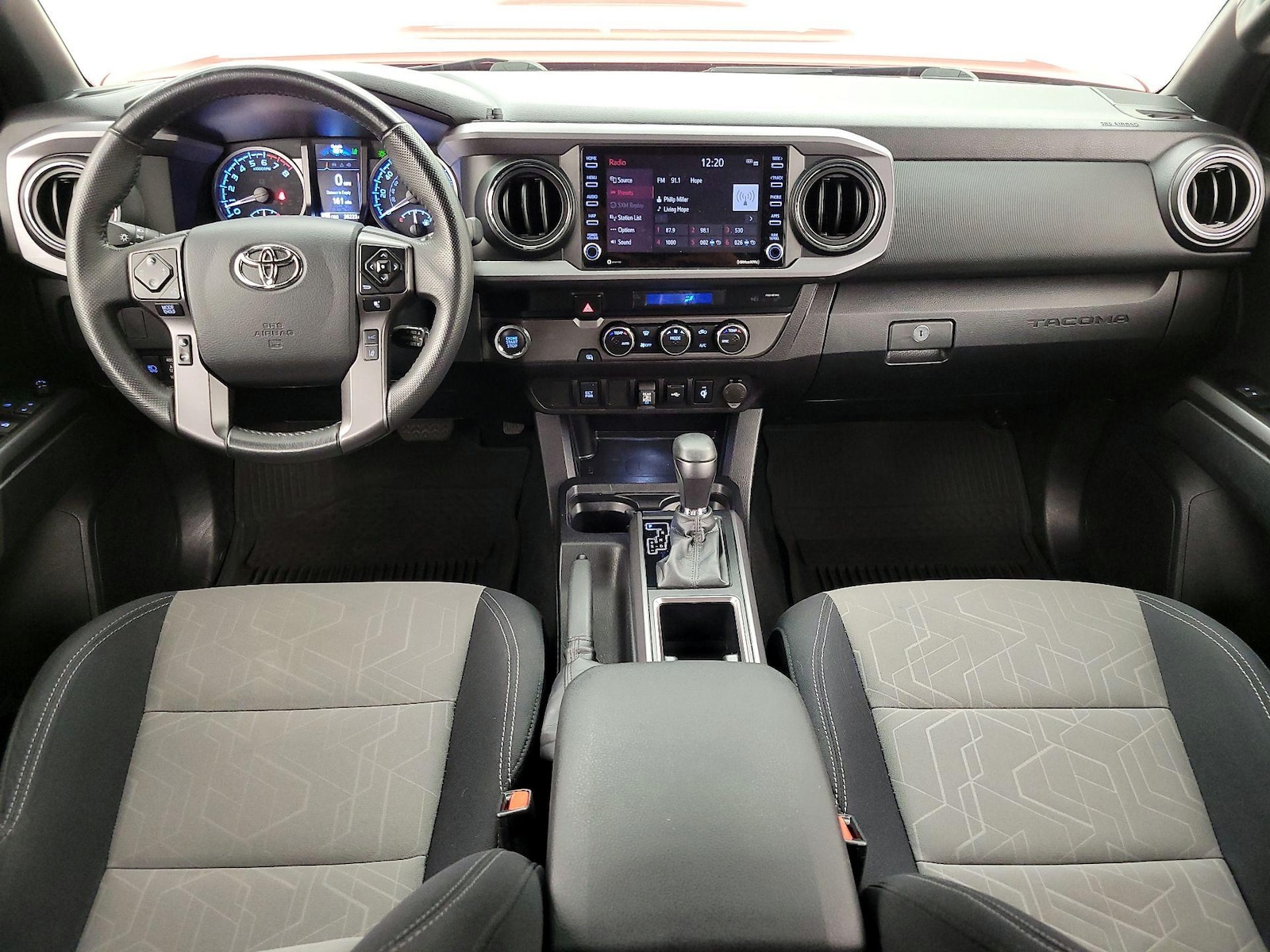 Apple CarPlay® & Android Auto™