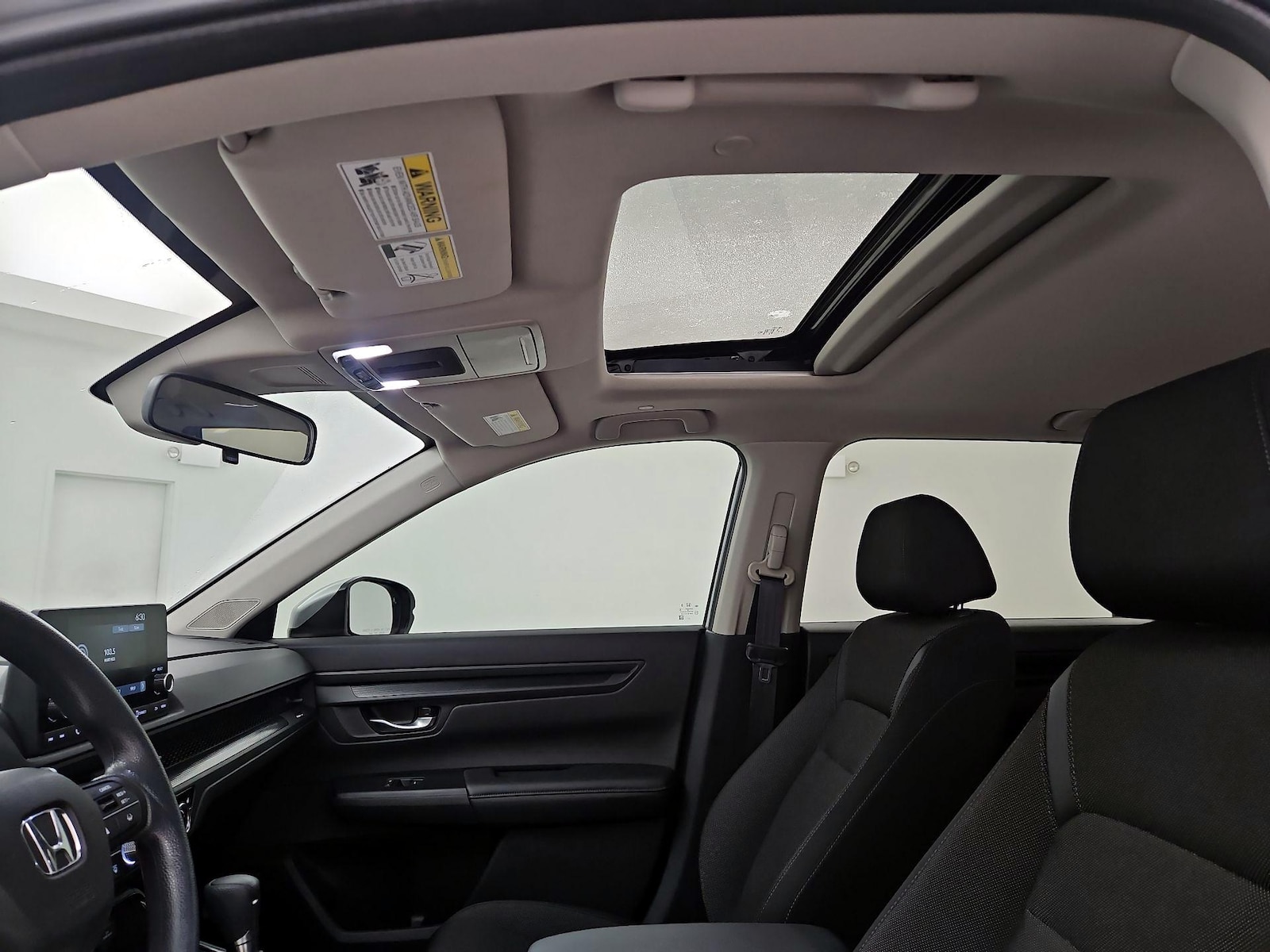 Sunroof(s) & Overhead Airbags