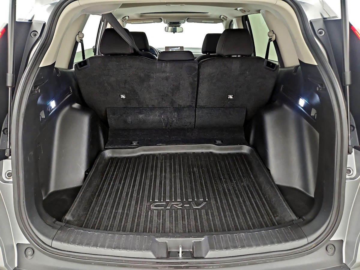 Trunk/Cargo (Seats Up)