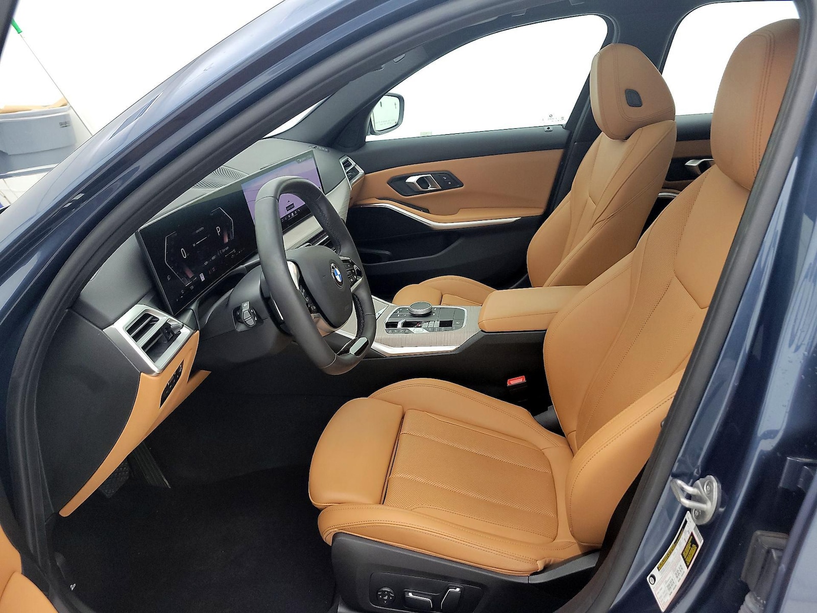 2025 BMW 3 Series 330i - Photo 12
