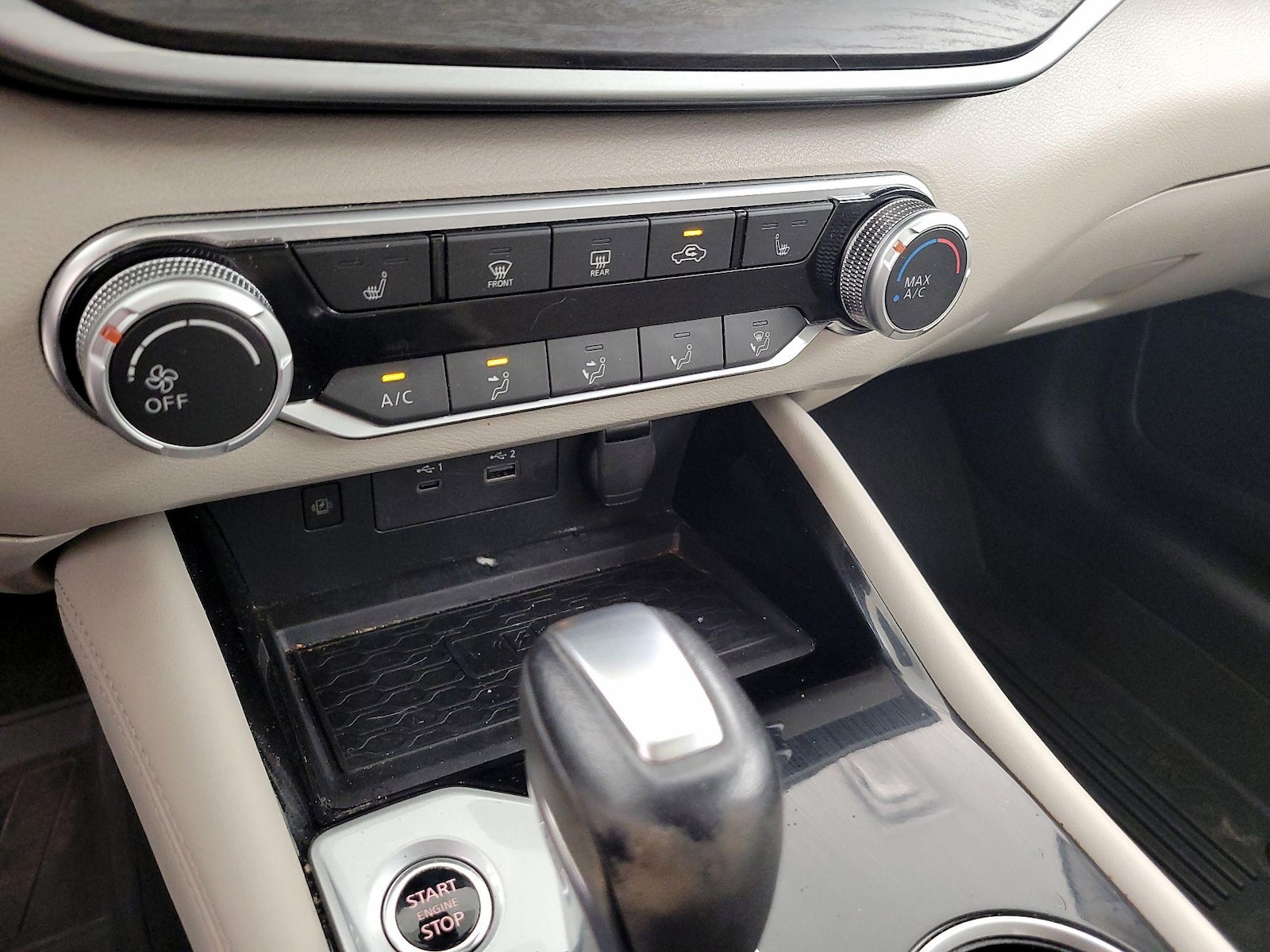 2024 Nissan Altima SV - Photo 18