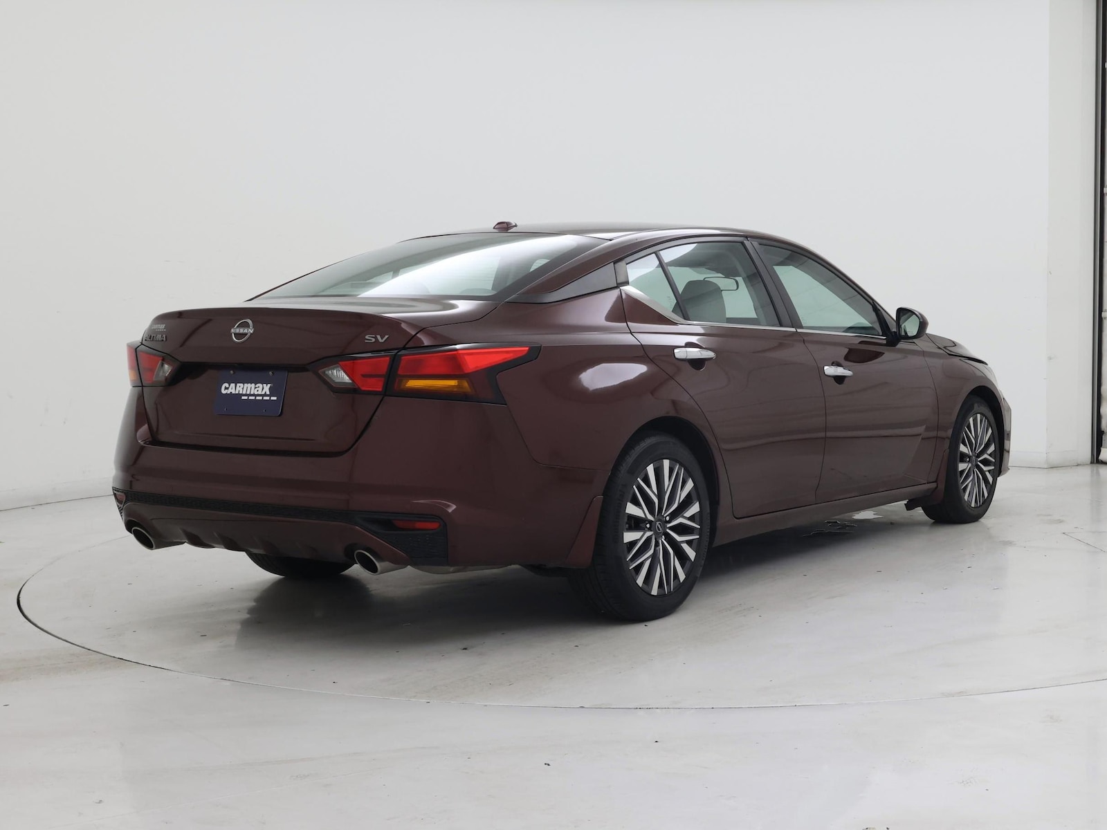 2024 Nissan Altima SV - Photo 9