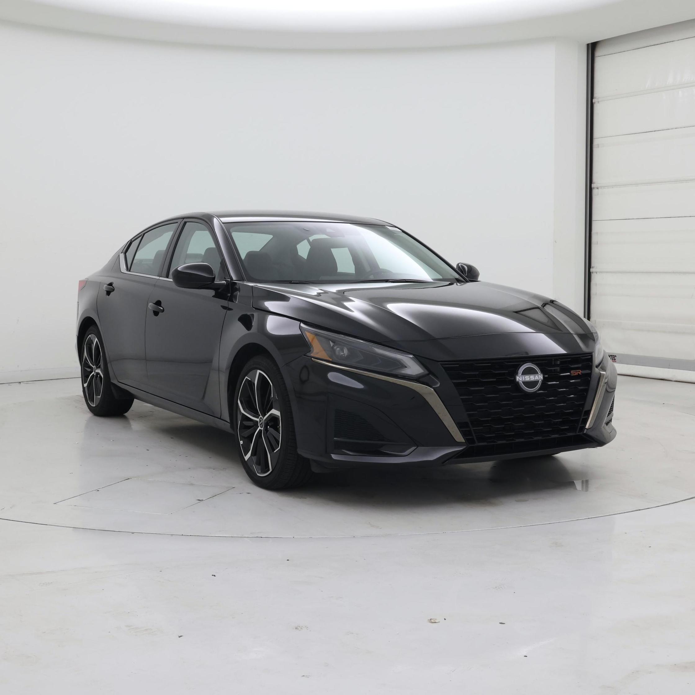 Black 2025 Nissan Altima Sedan Front-Wheel Drive Automatic