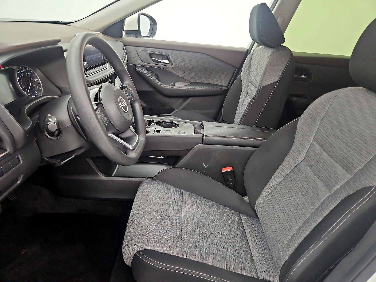 Power Seat(s) & Side Airbags