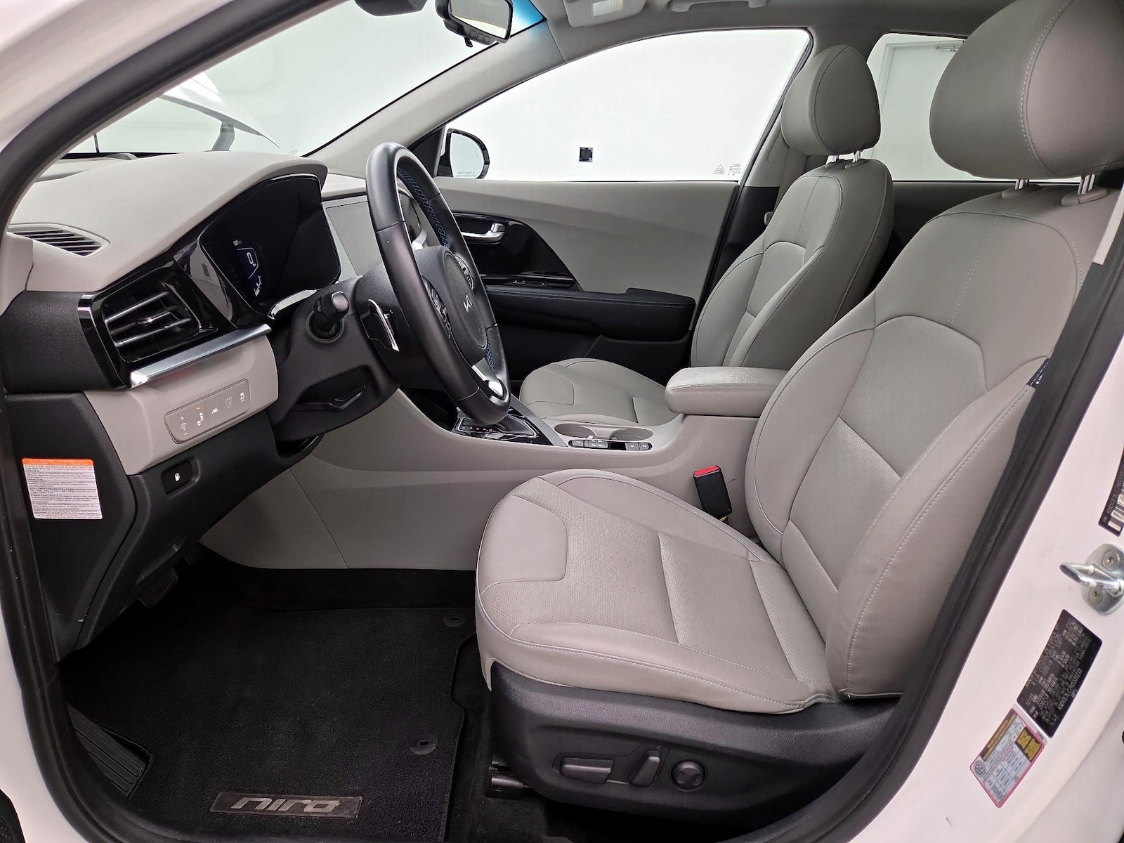 2022 Kia Niro EX Premium - Photo 12