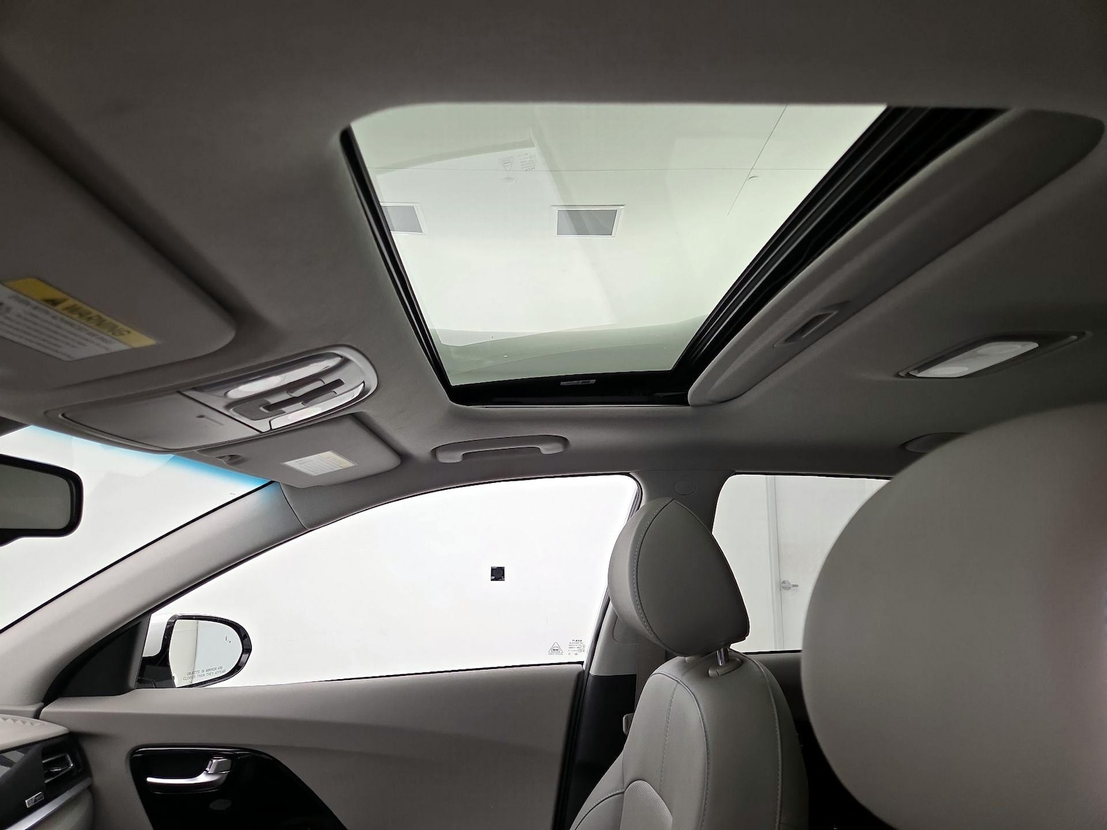 2022 Kia Niro EX Premium - Photo 21