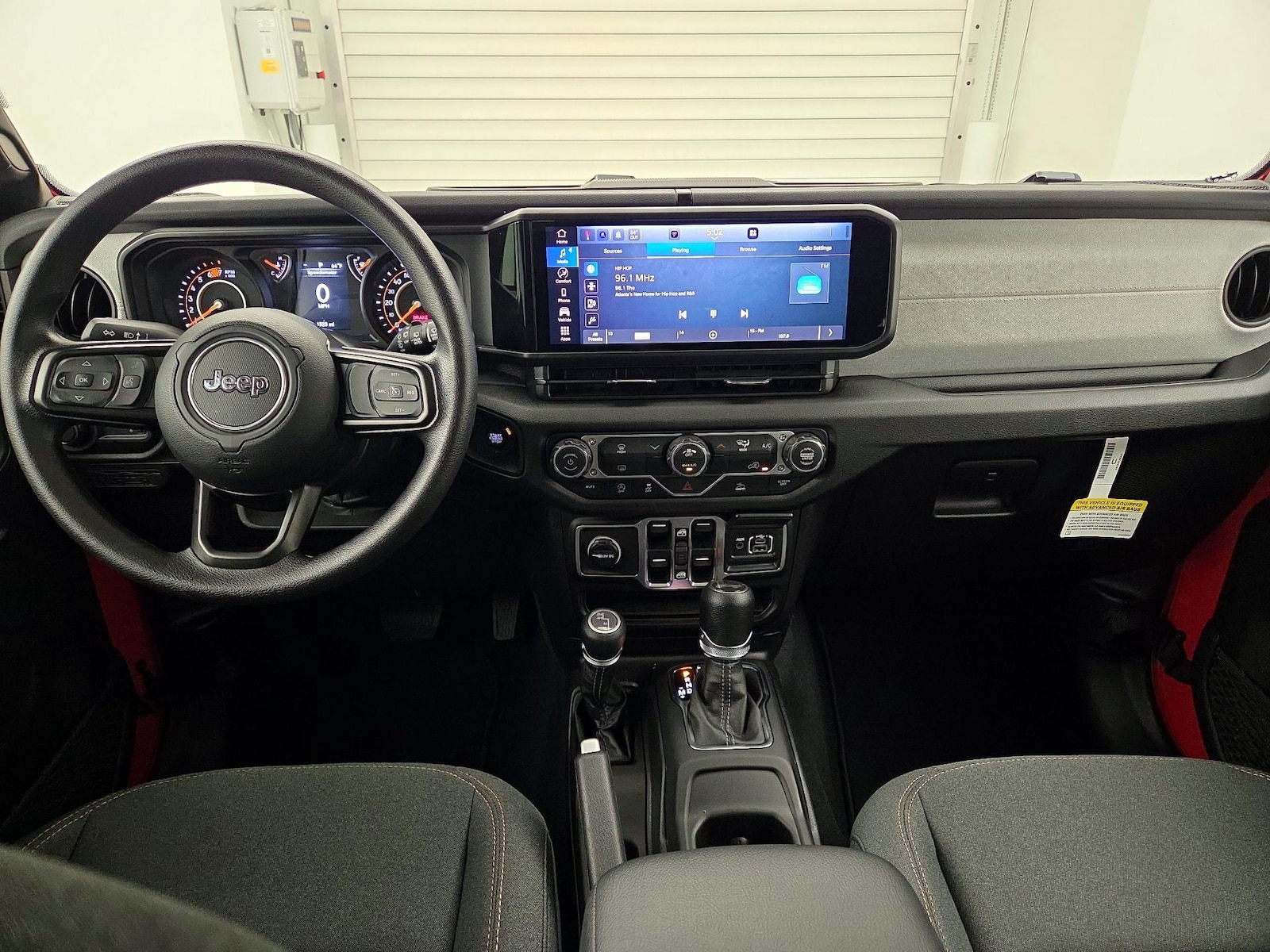 Apple CarPlay® & Android Auto™