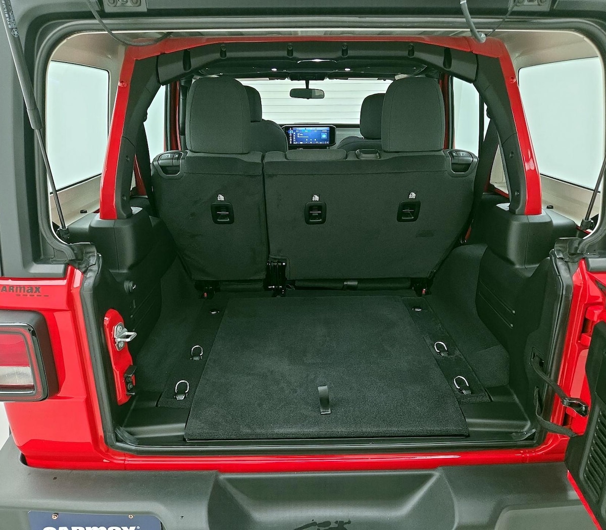 Trunk/Cargo (Seats Up)