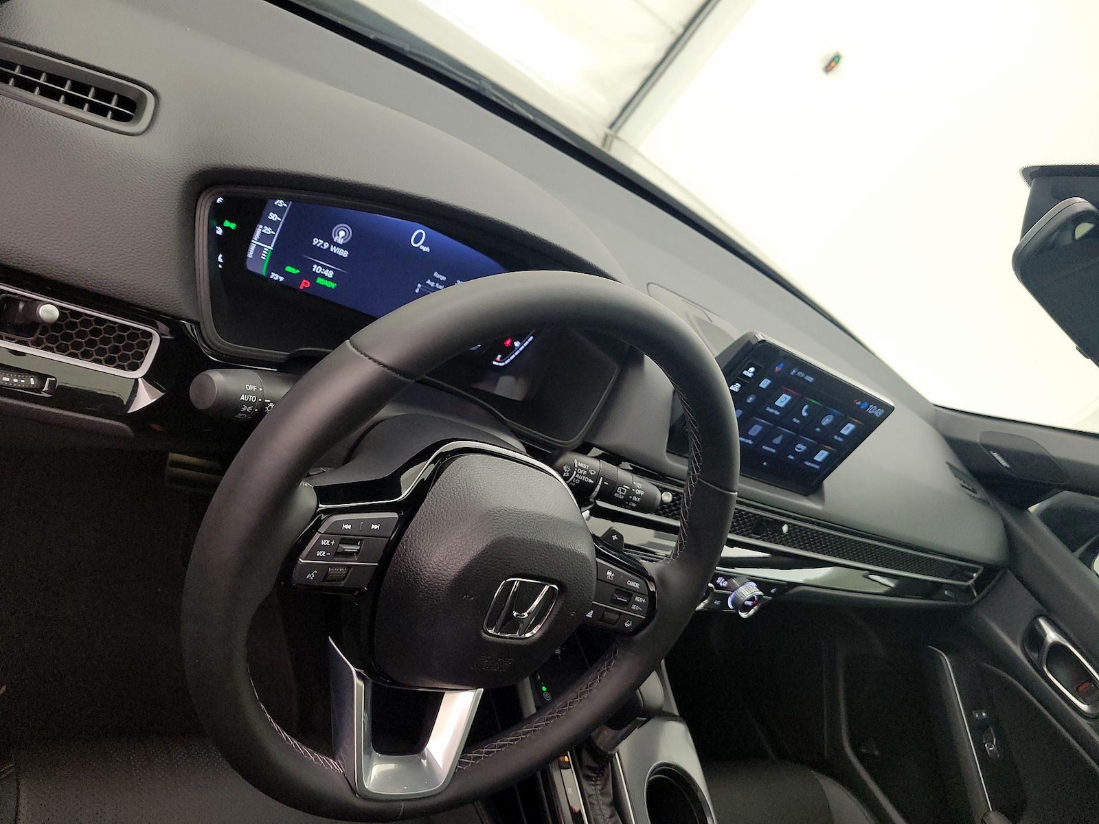 2025 Honda Civic Hatchback Sport Touring - Photo 10