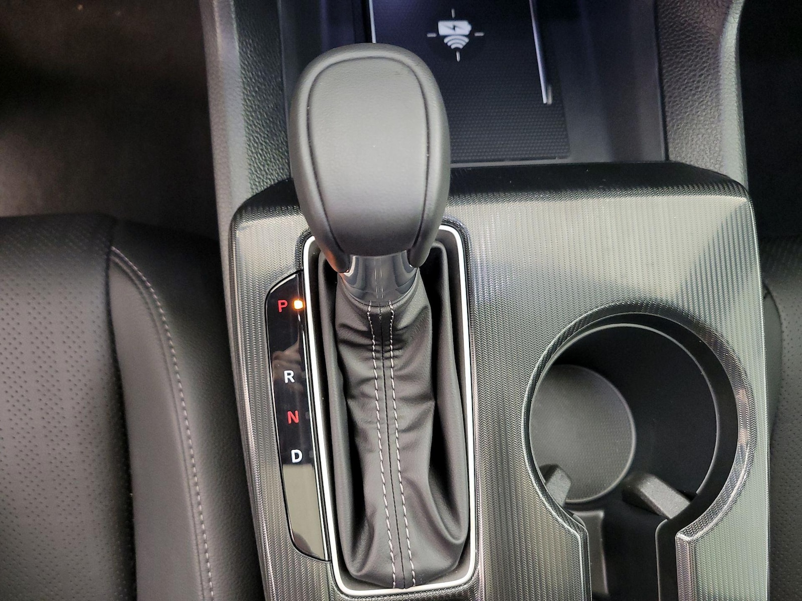 2025 Honda Civic Hatchback Sport Touring - Photo 18
