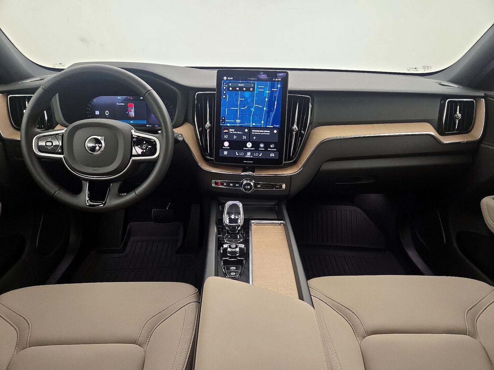 2026 Volvo XC60 Plus - Photo 10