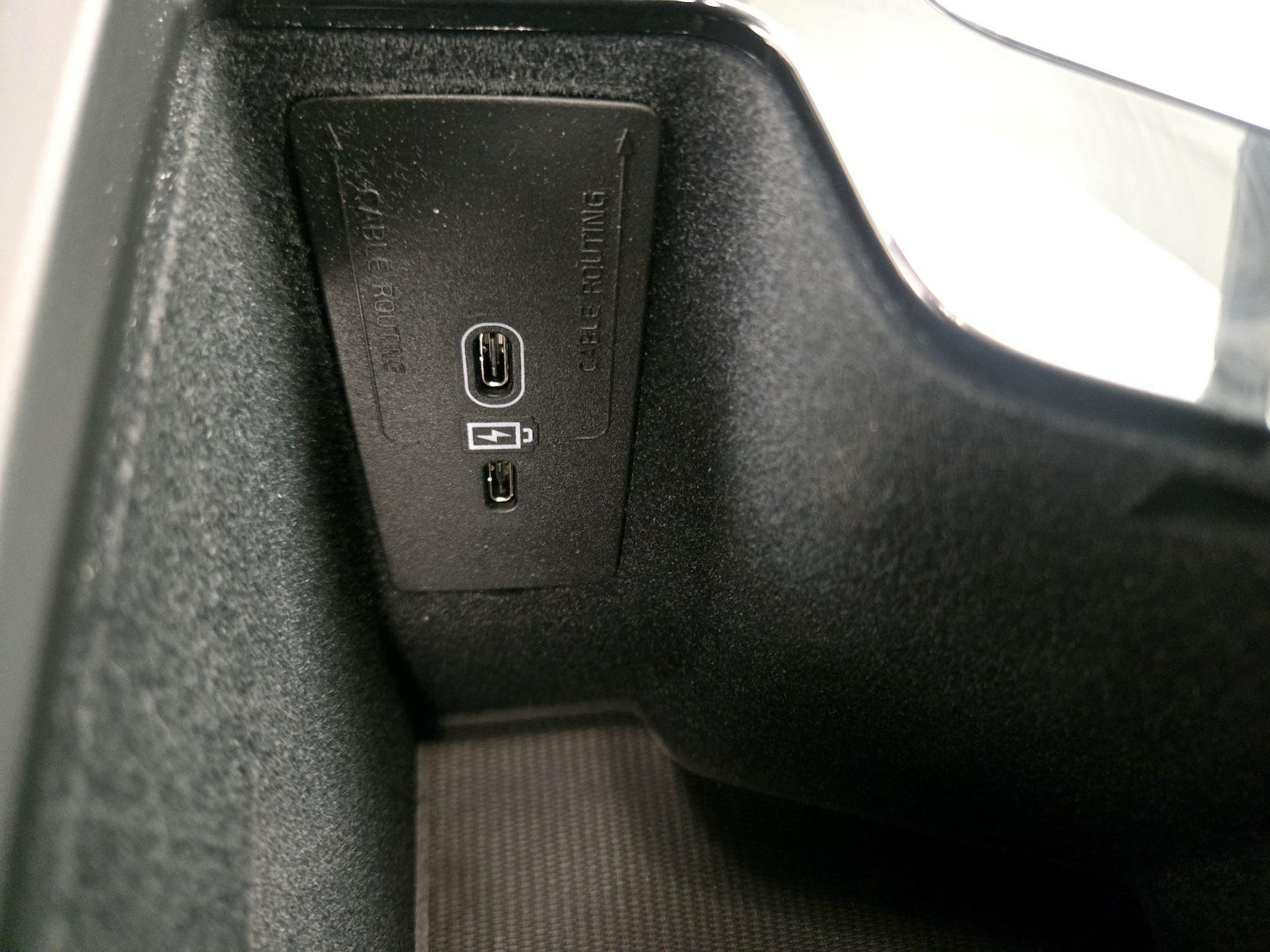 2026 Volvo XC60 Plus - Photo 20