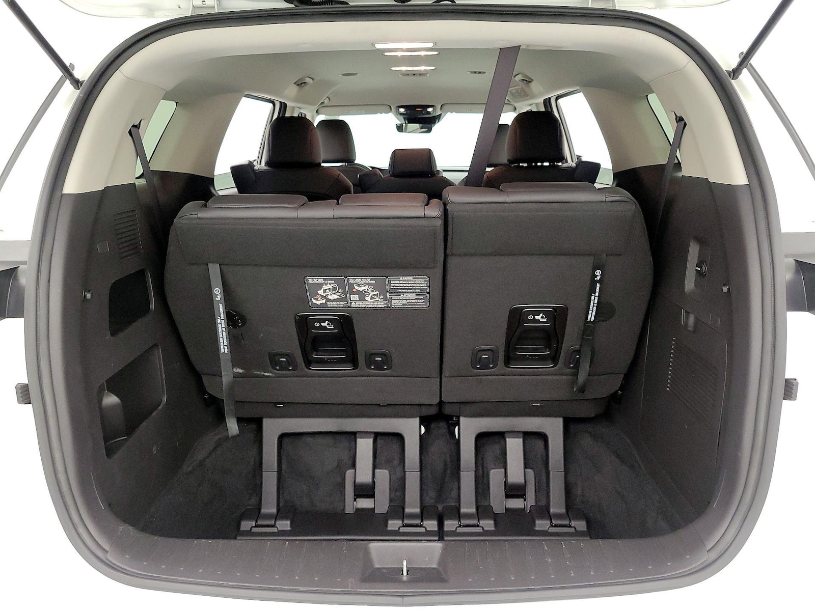 2024 Kia Carnival LX Seat Pkg - Photo 21