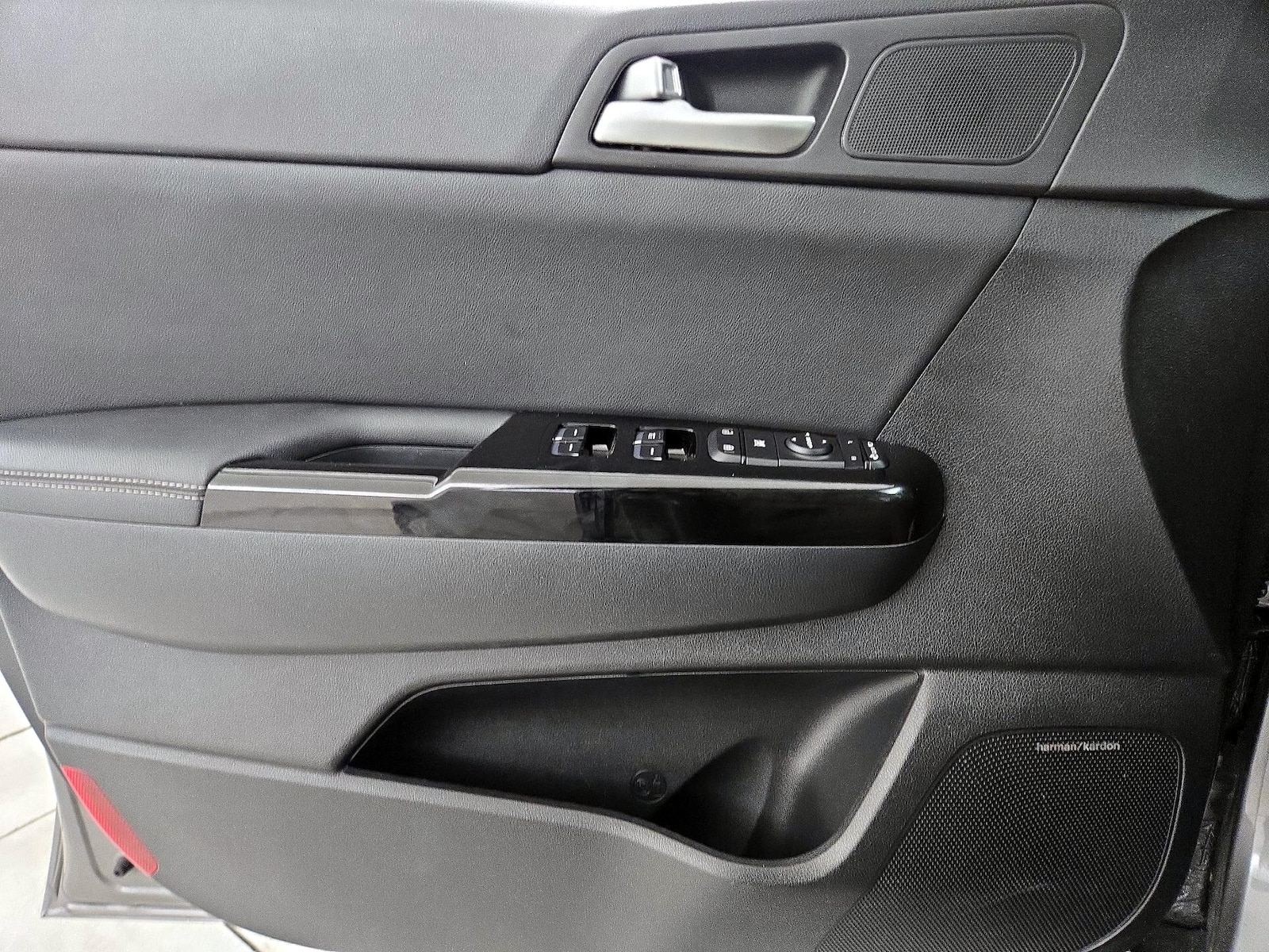 2018 Kia Sportage EX - Photo 13