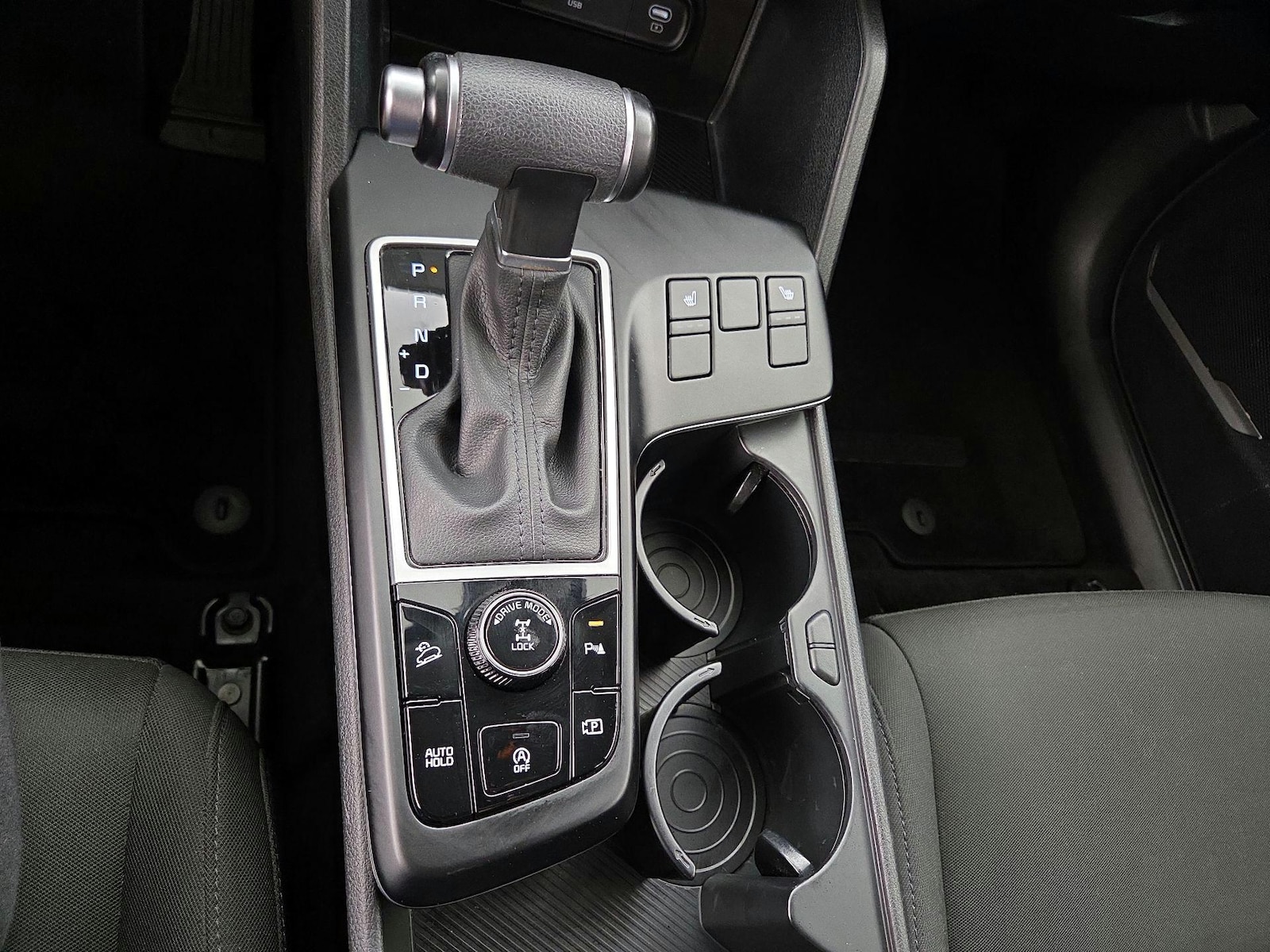 2023 Kia Sportage LX - Photo 18