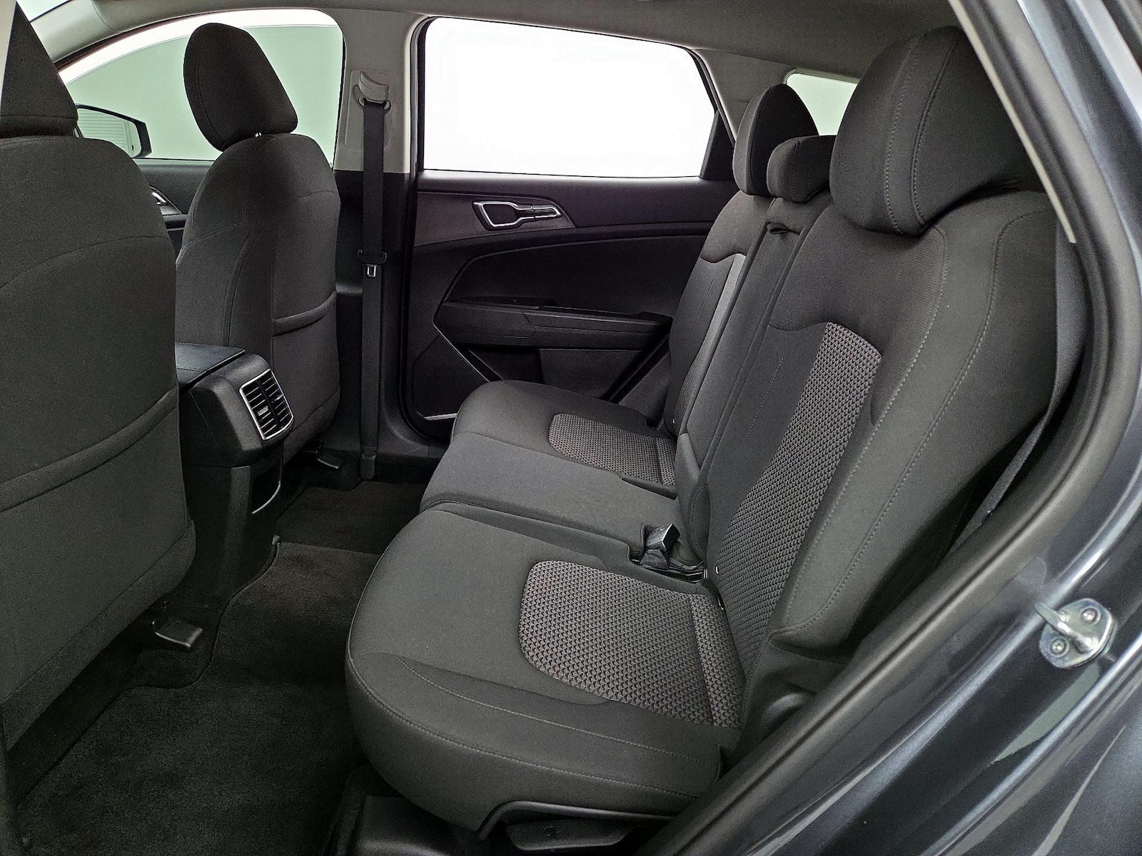 2023 Kia Sportage LX - Photo 20