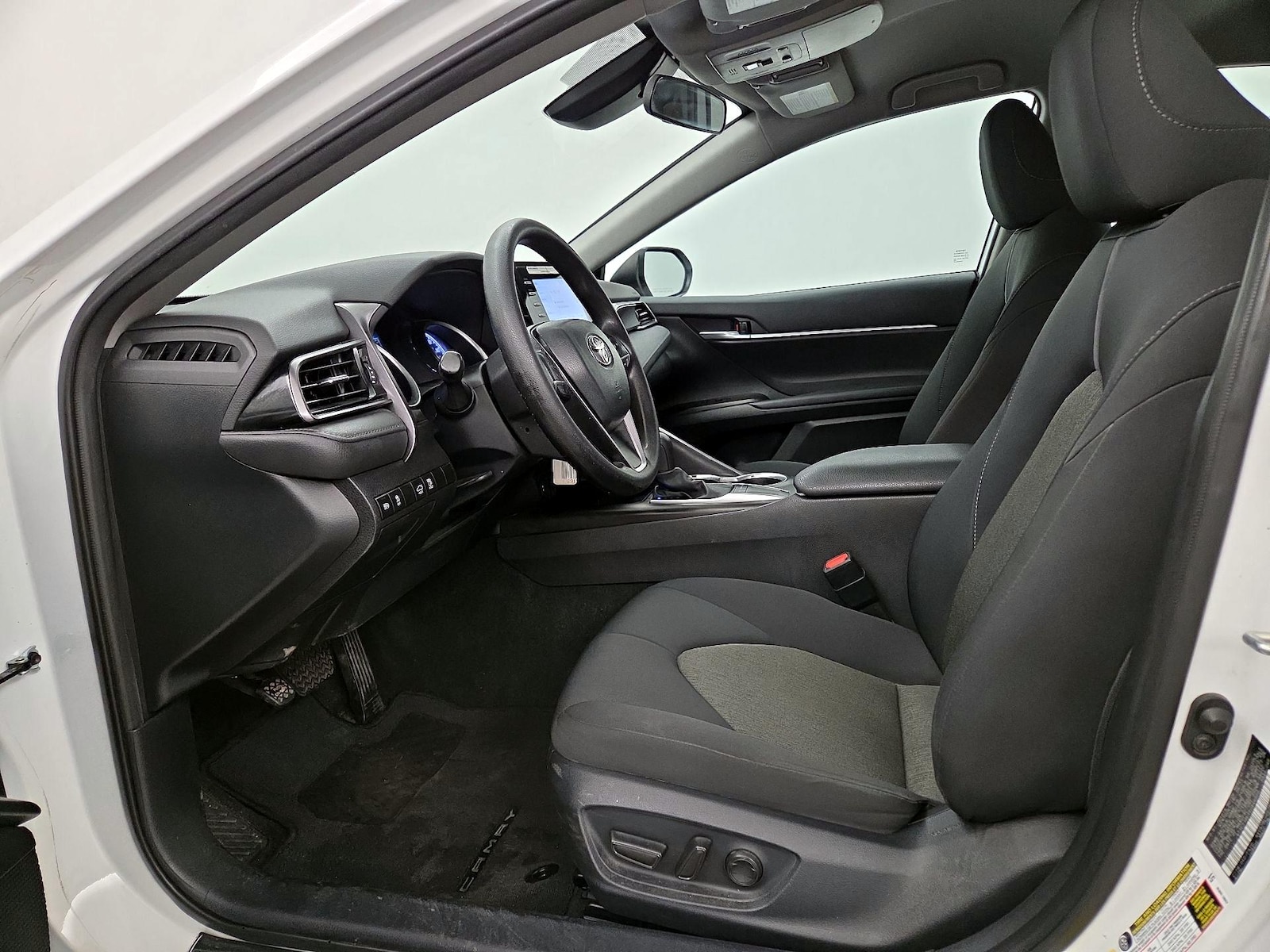 Power Seat(s) & Side Airbags