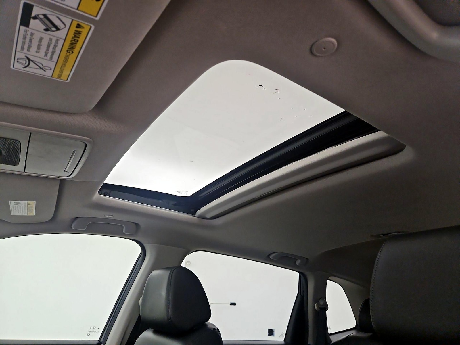 Sunroof(s) & Overhead Airbags