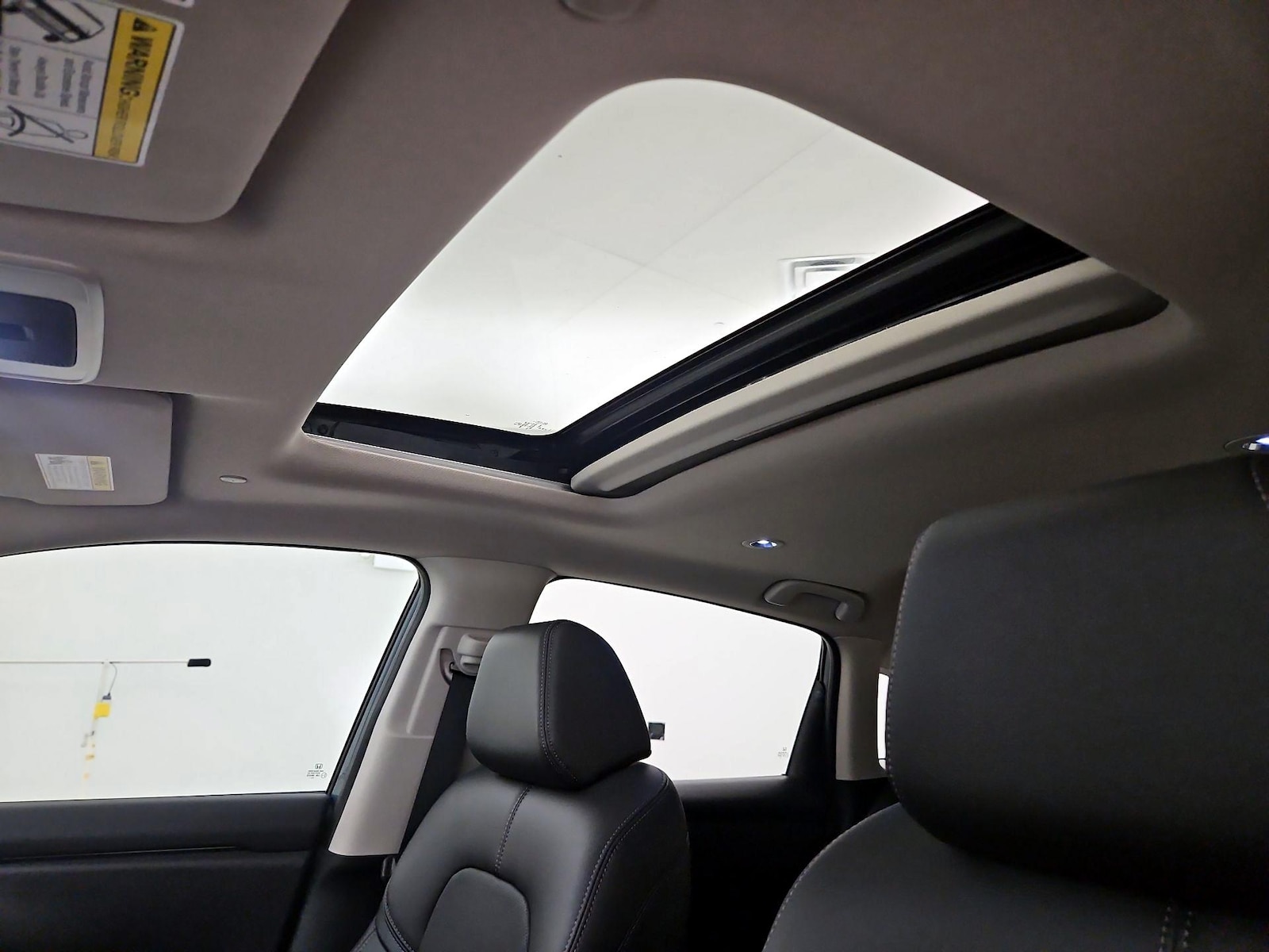 Sunroof(s) & Overhead Airbags