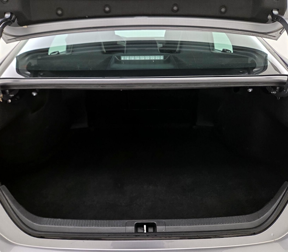 Trunk/Cargo (Seats Up)