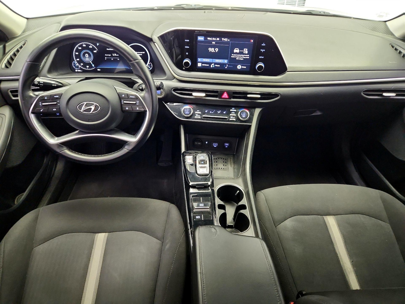 Apple CarPlay® & Android Auto™