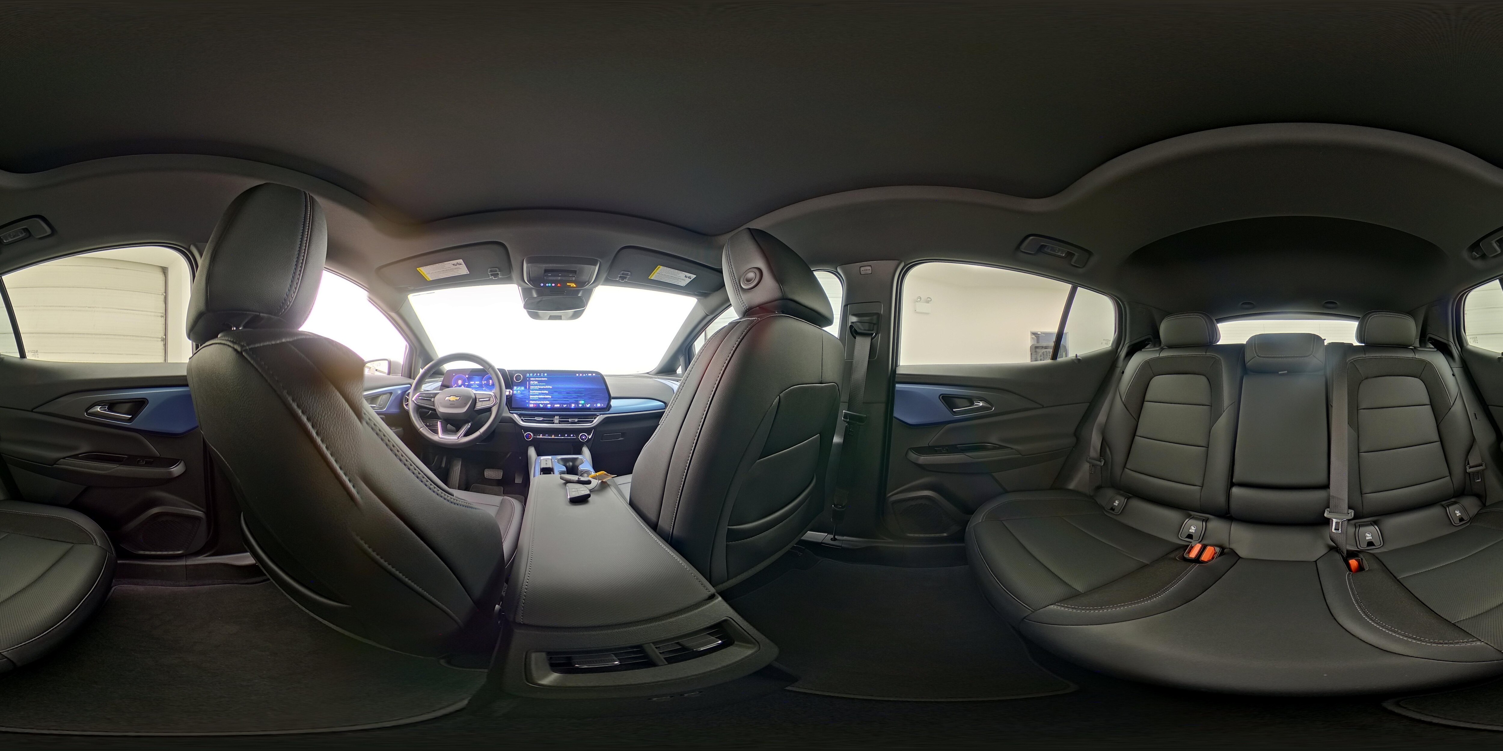 2025 Chevrolet Equinox EV 1LT - Photo 25